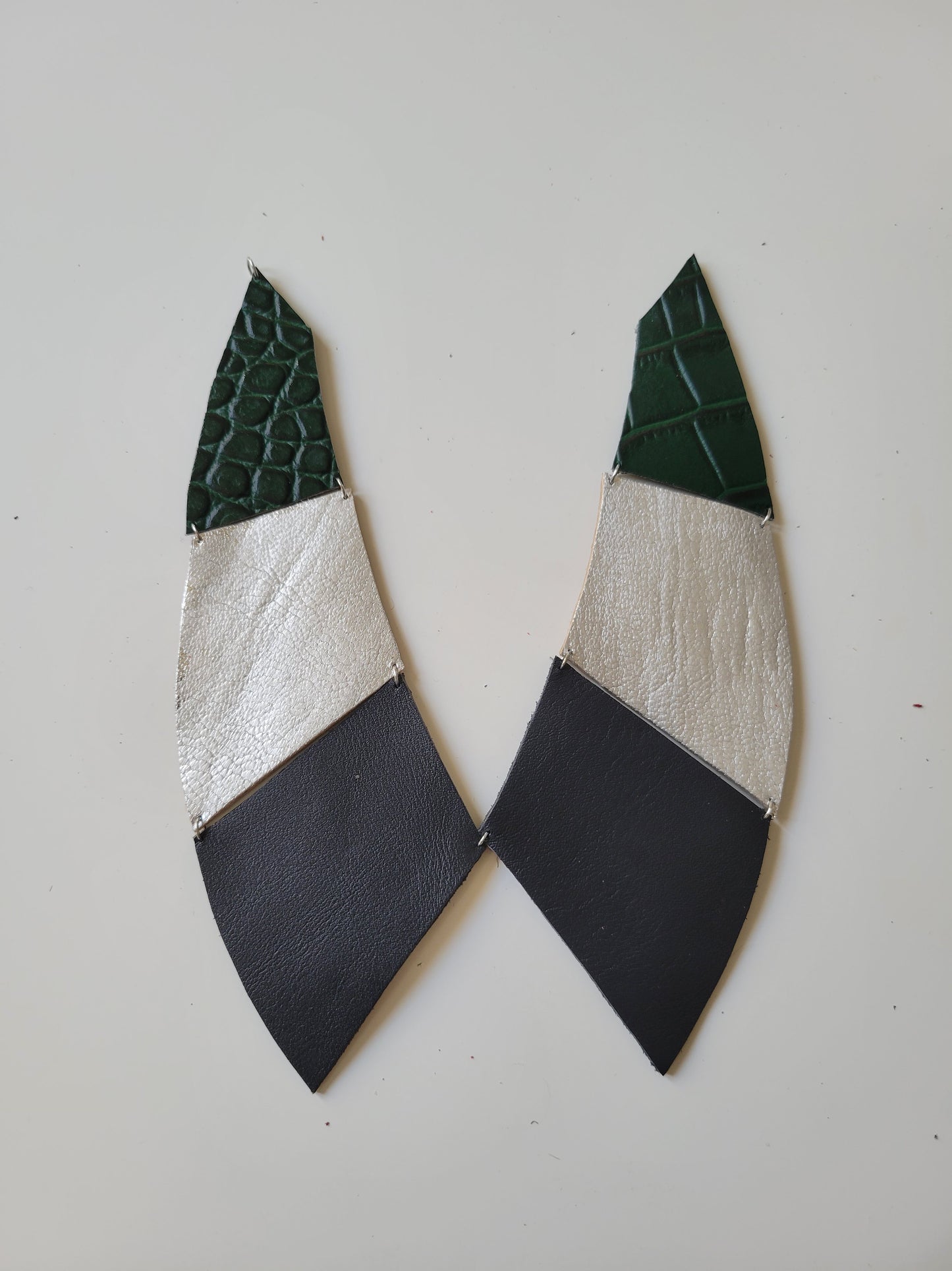 Collier faux col cuir upcyclé patchwork - Atelier Claire Zhou x 114 paris