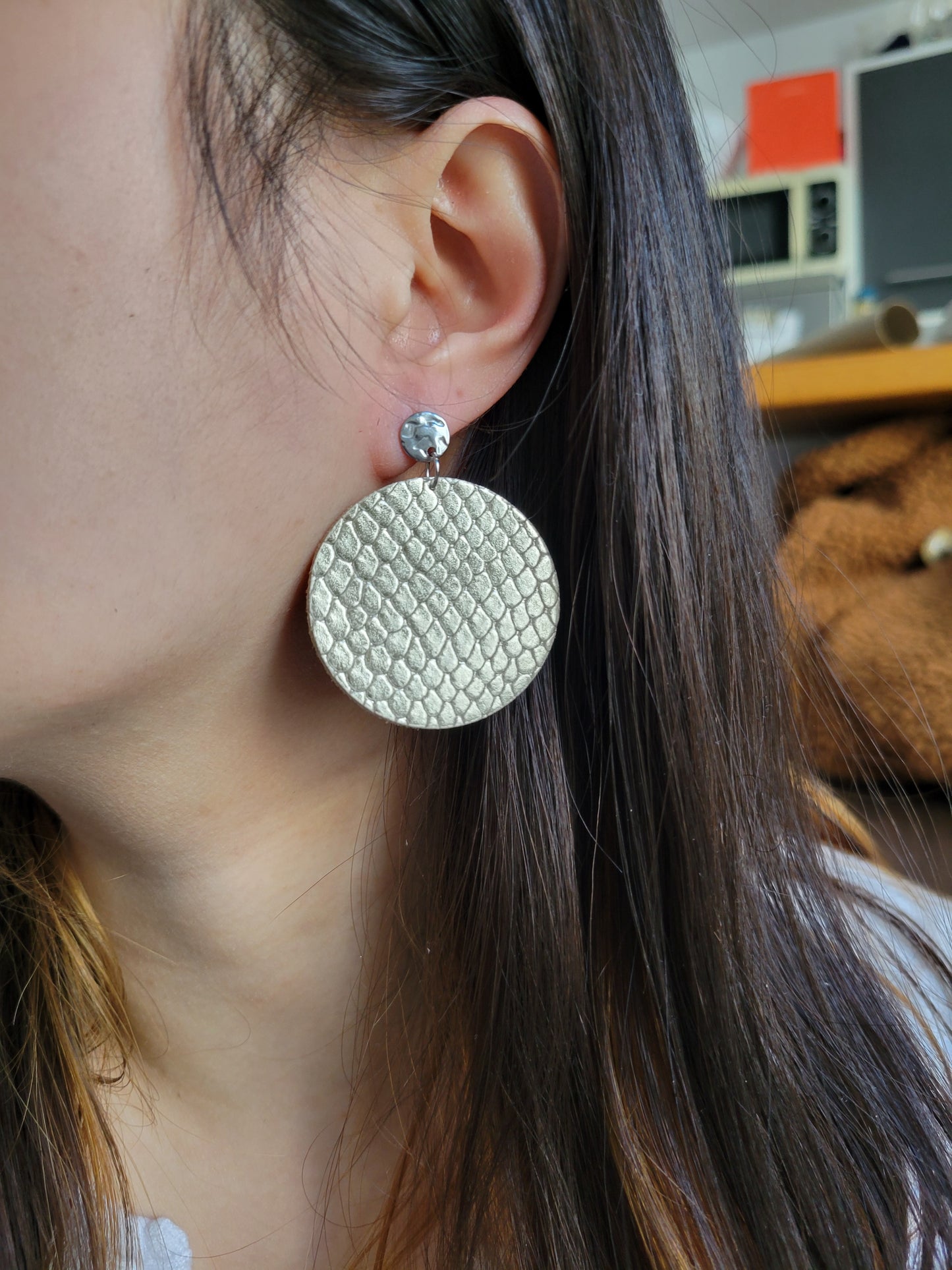 Boucles d'oreilles cuir recyclé - Atelier Claire Zhou x 114 Paris