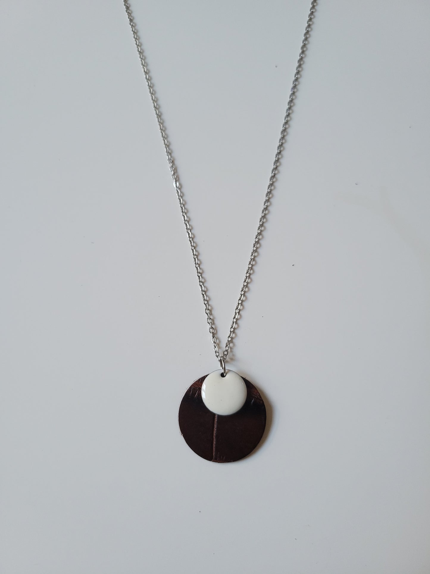 Collier cuir recyclé sequin - Atelier Claire Zhou x 114 Paris