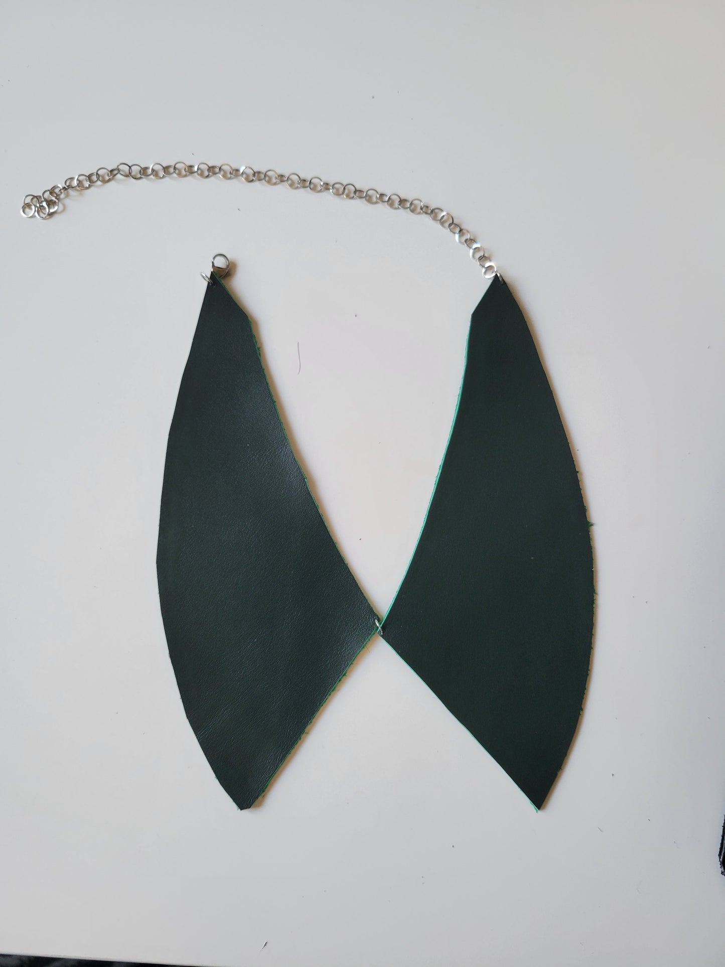 Collier faux col cuir upcyclé - Atelier Claire Zhou x 114 paris