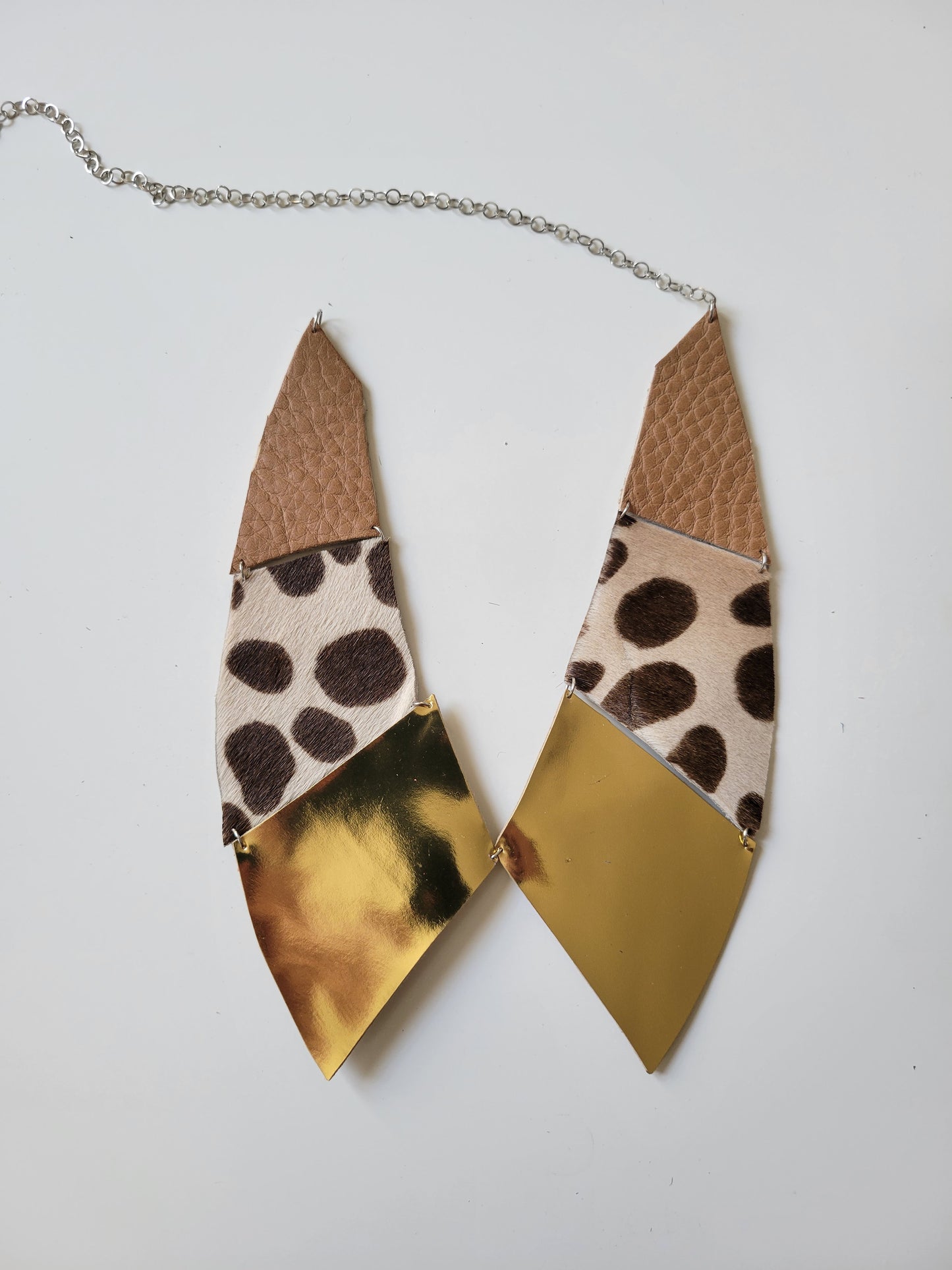 Collier faux col cuir upcyclé patchwork - Atelier Claire Zhou x 114 paris