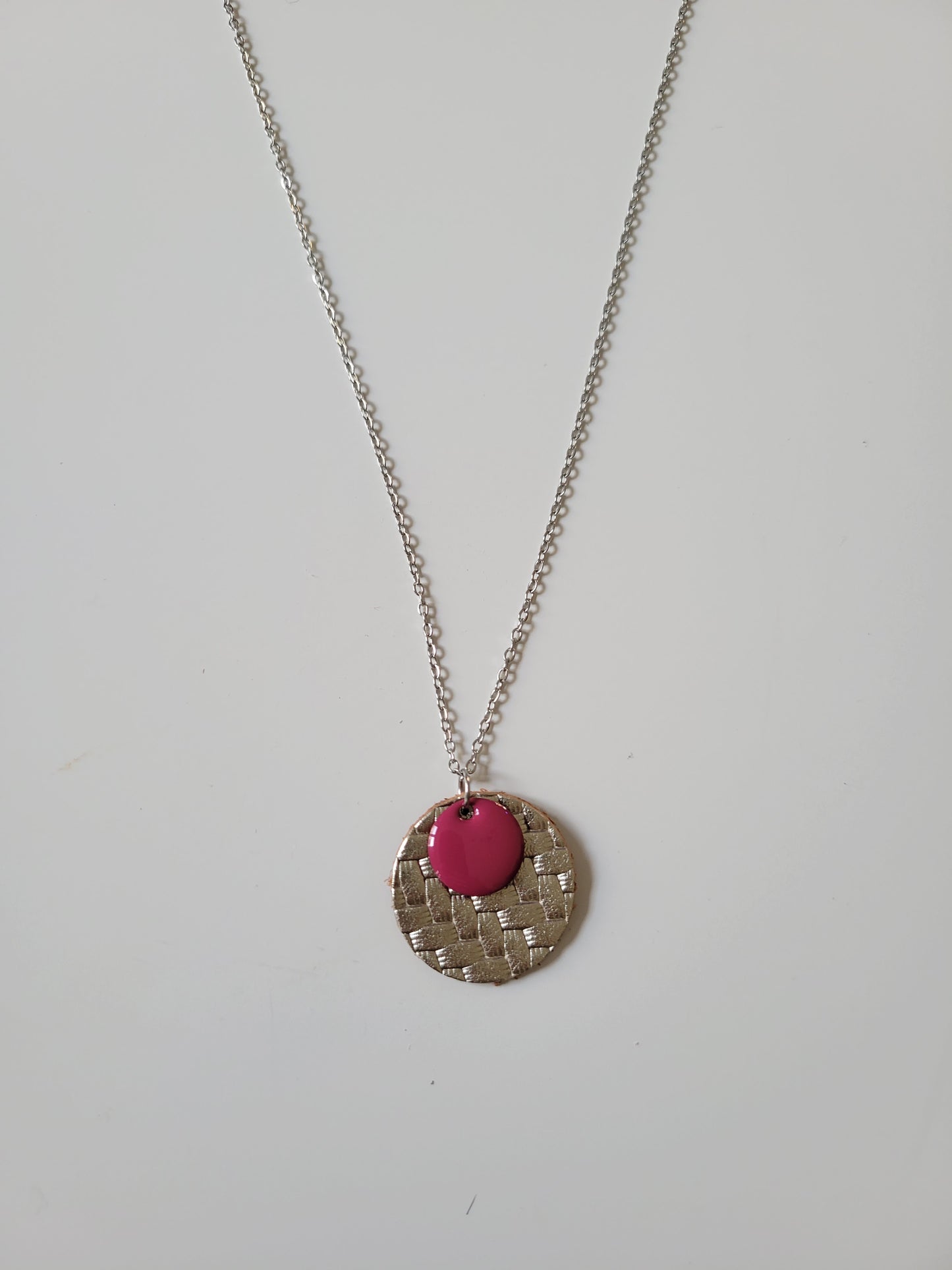 Collier cuir recyclé sequin - Atelier Claire Zhou x 114 Paris
