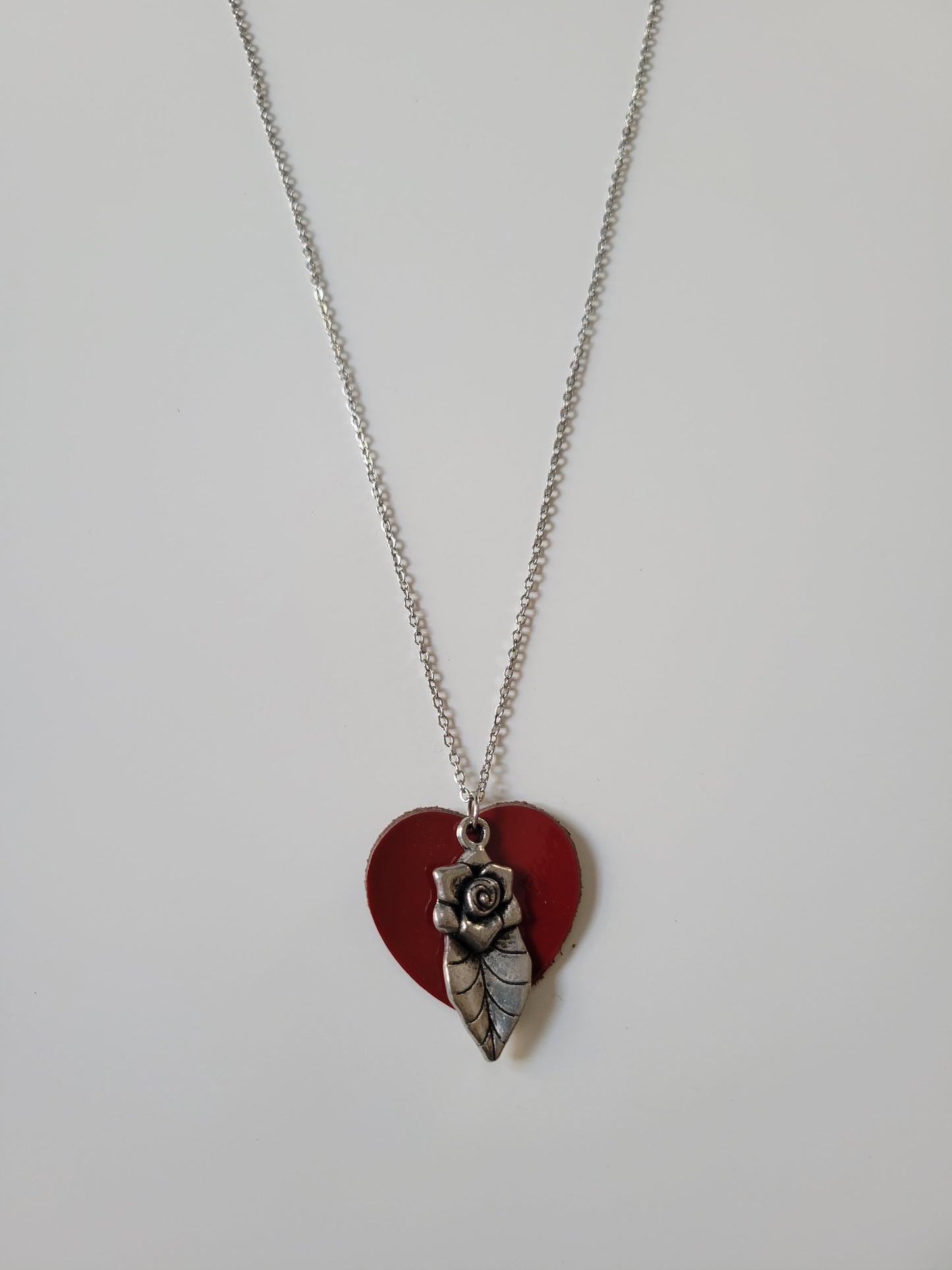 Collier cuir recyclé sequin - Atelier Claire Zhou x 114 Paris