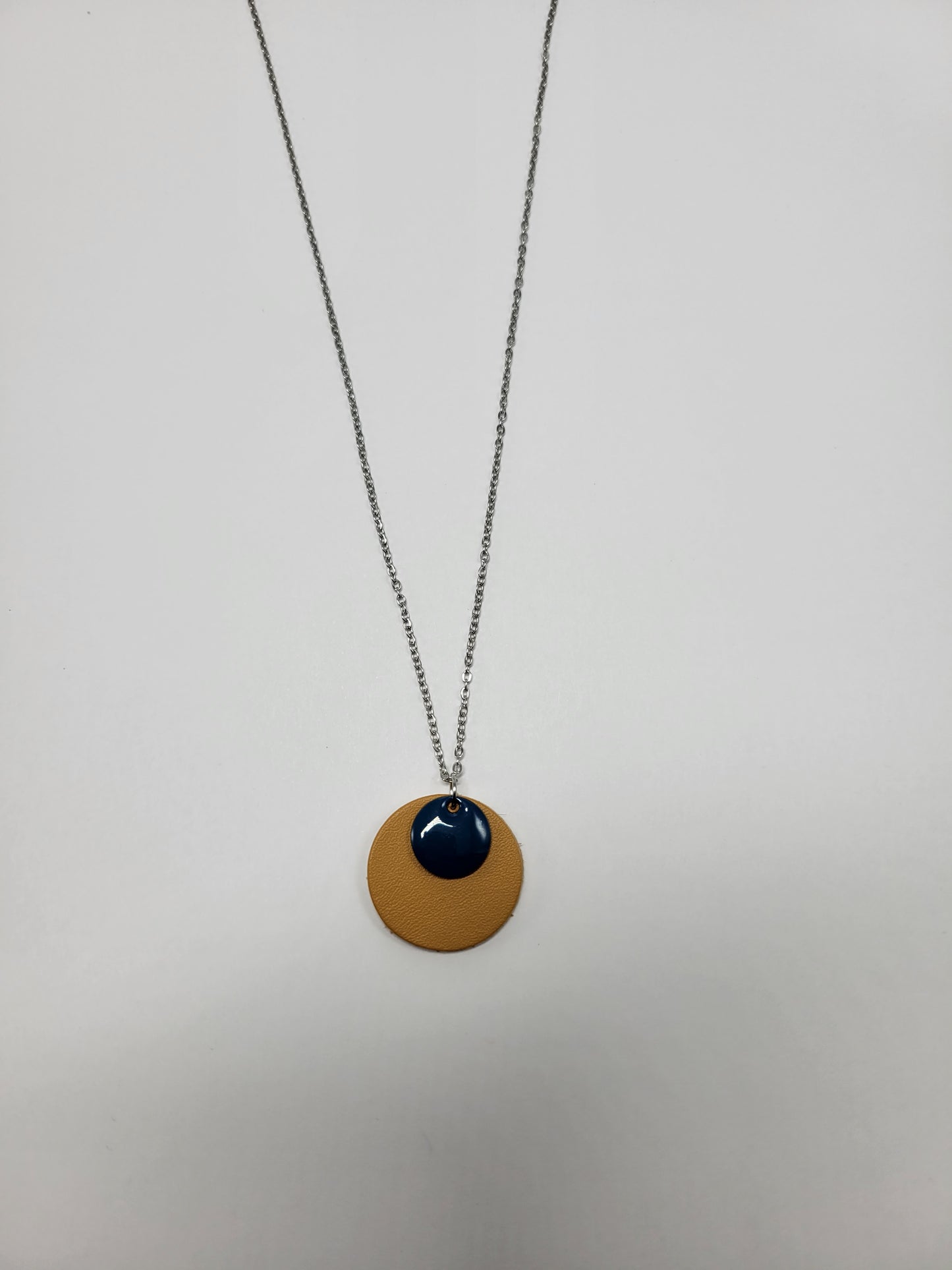 Collier cuir recyclé sequin - Atelier Claire Zhou x 114 Paris