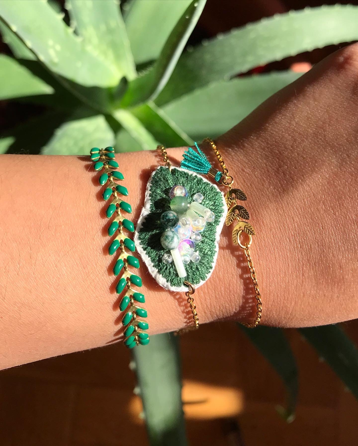 Bracelet brodé main - GEODE PIERRE NATURELLE