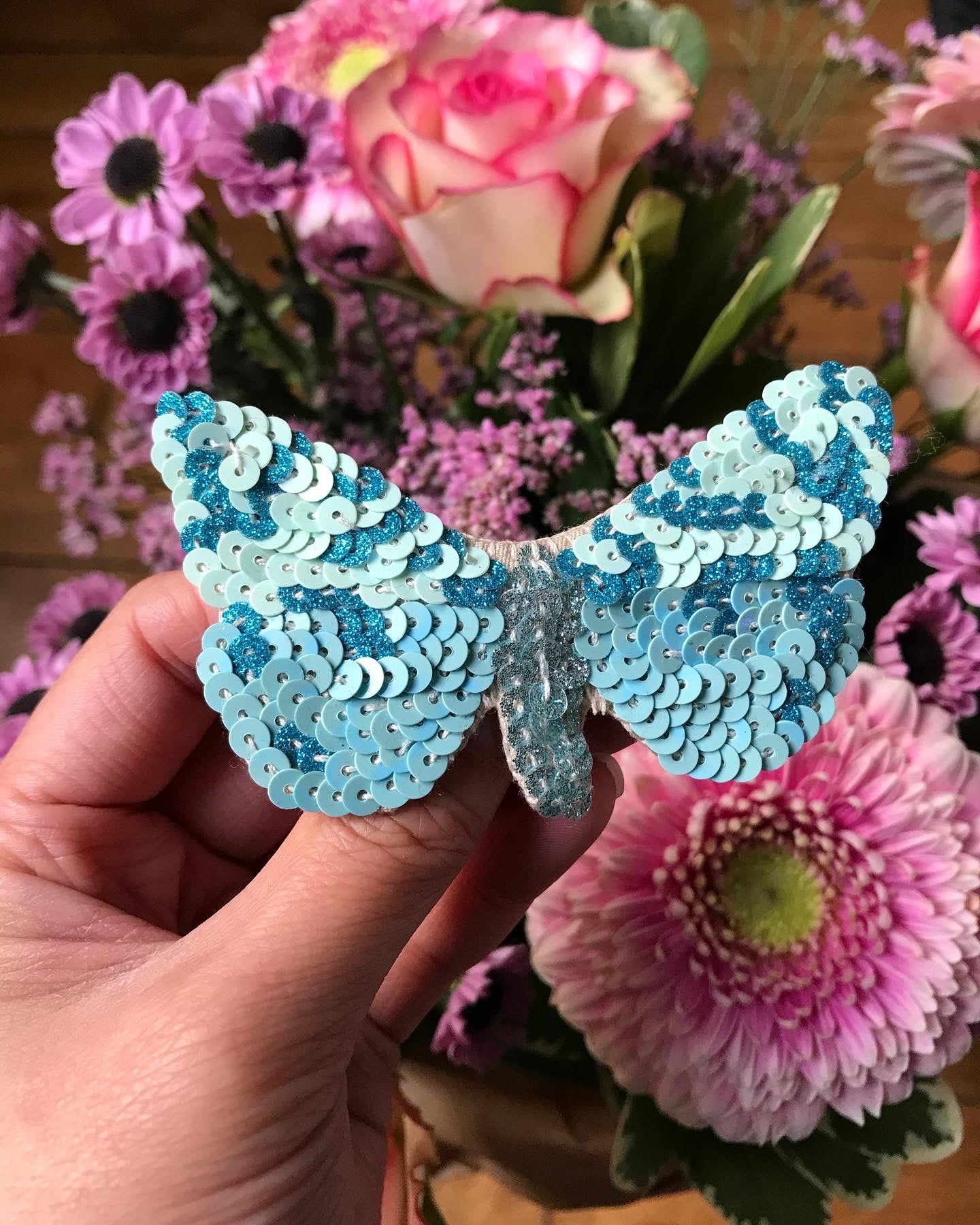 Broche brodée main - PAPILLONS
