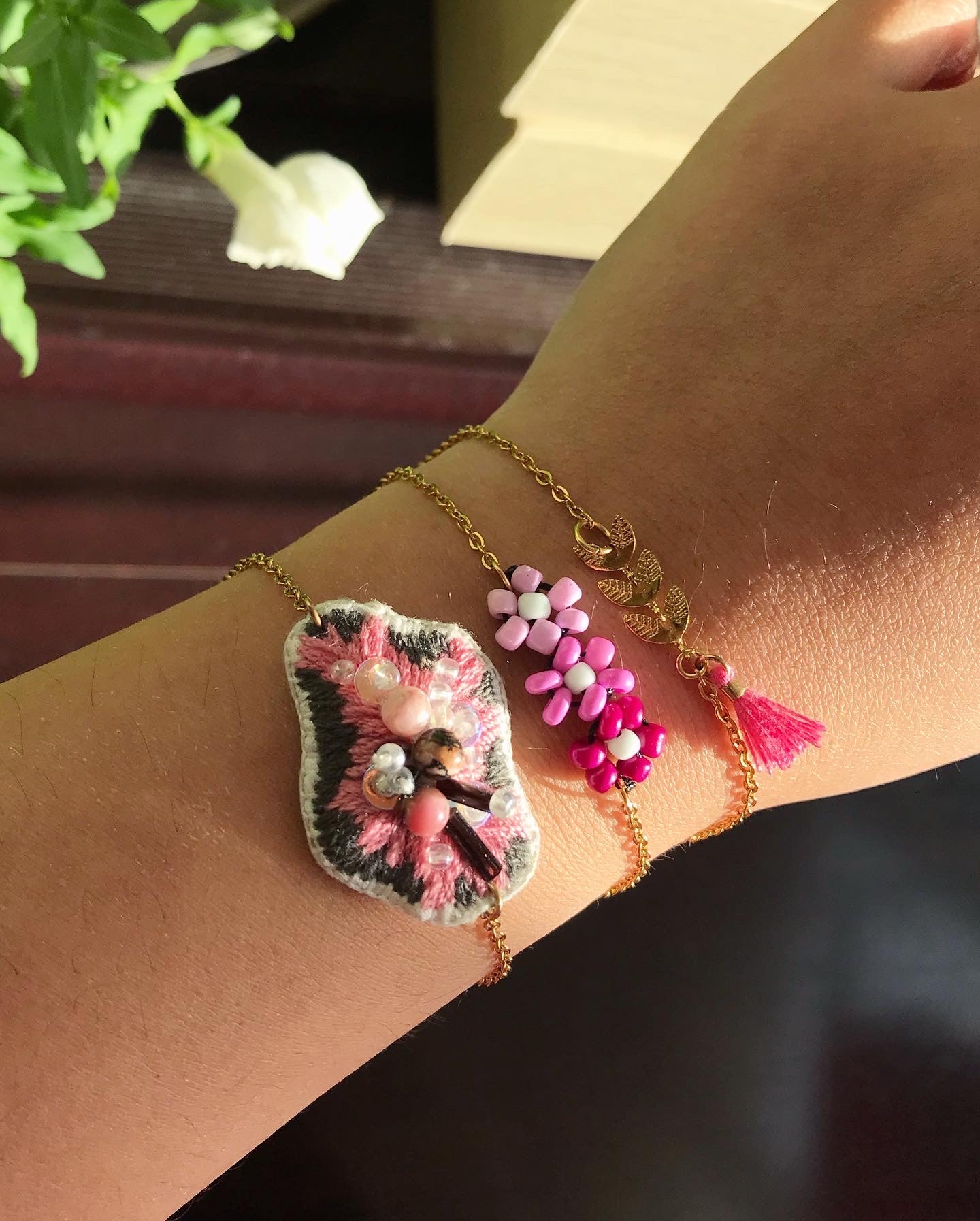 Bracelet brodé main - GEODE PIERRE NATURELLE