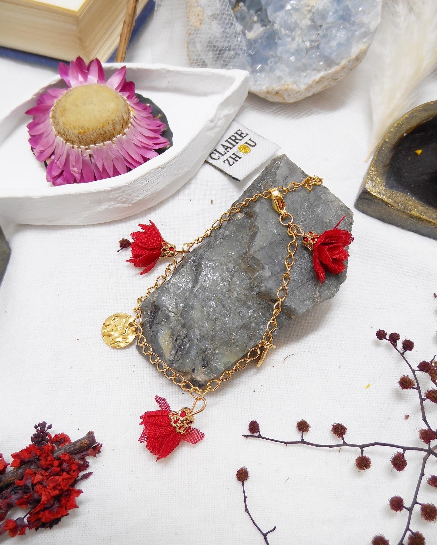 Bracelet sequins et 3 fleurs - NINE