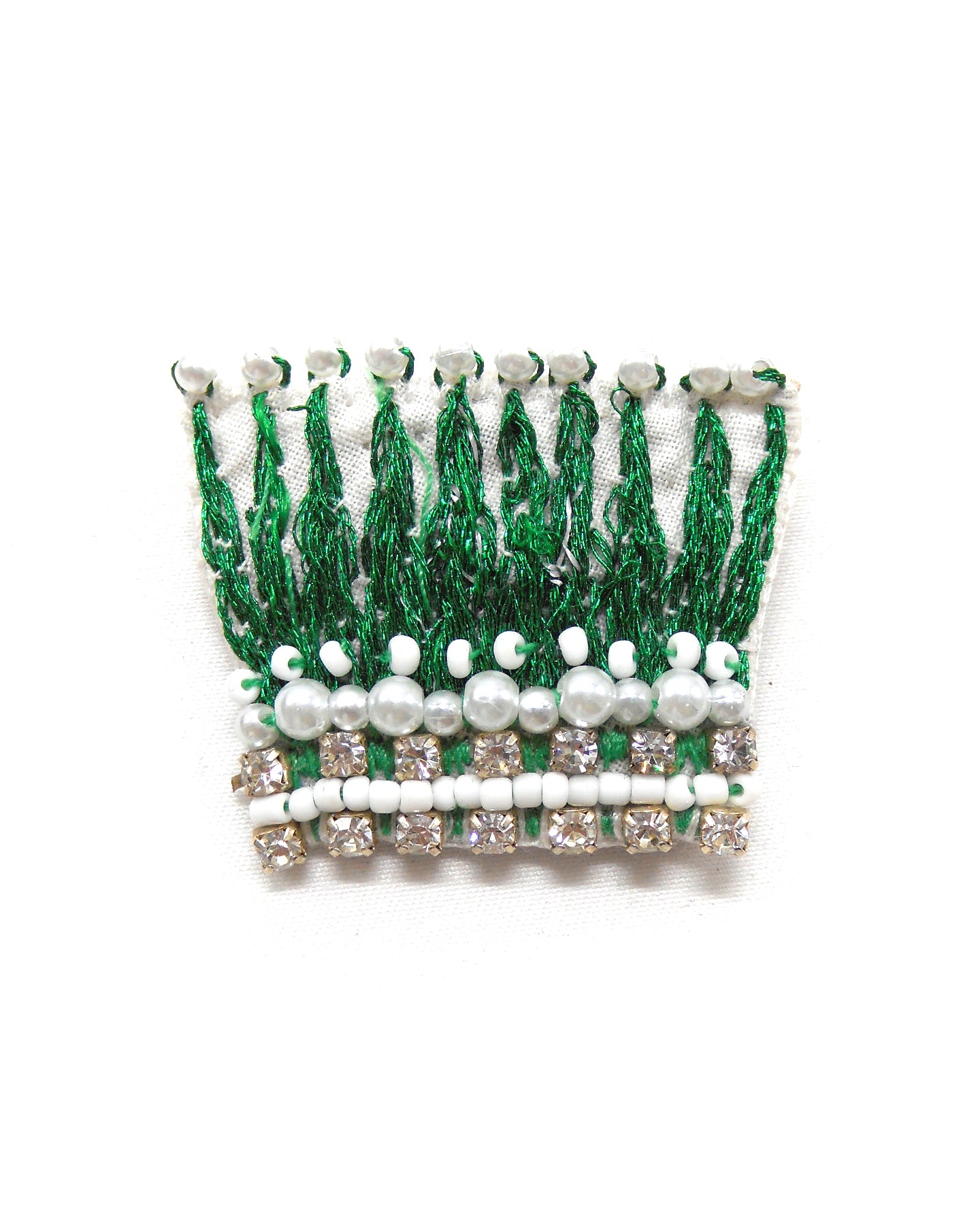 Broche brodée main - COURONNE ROYALE
