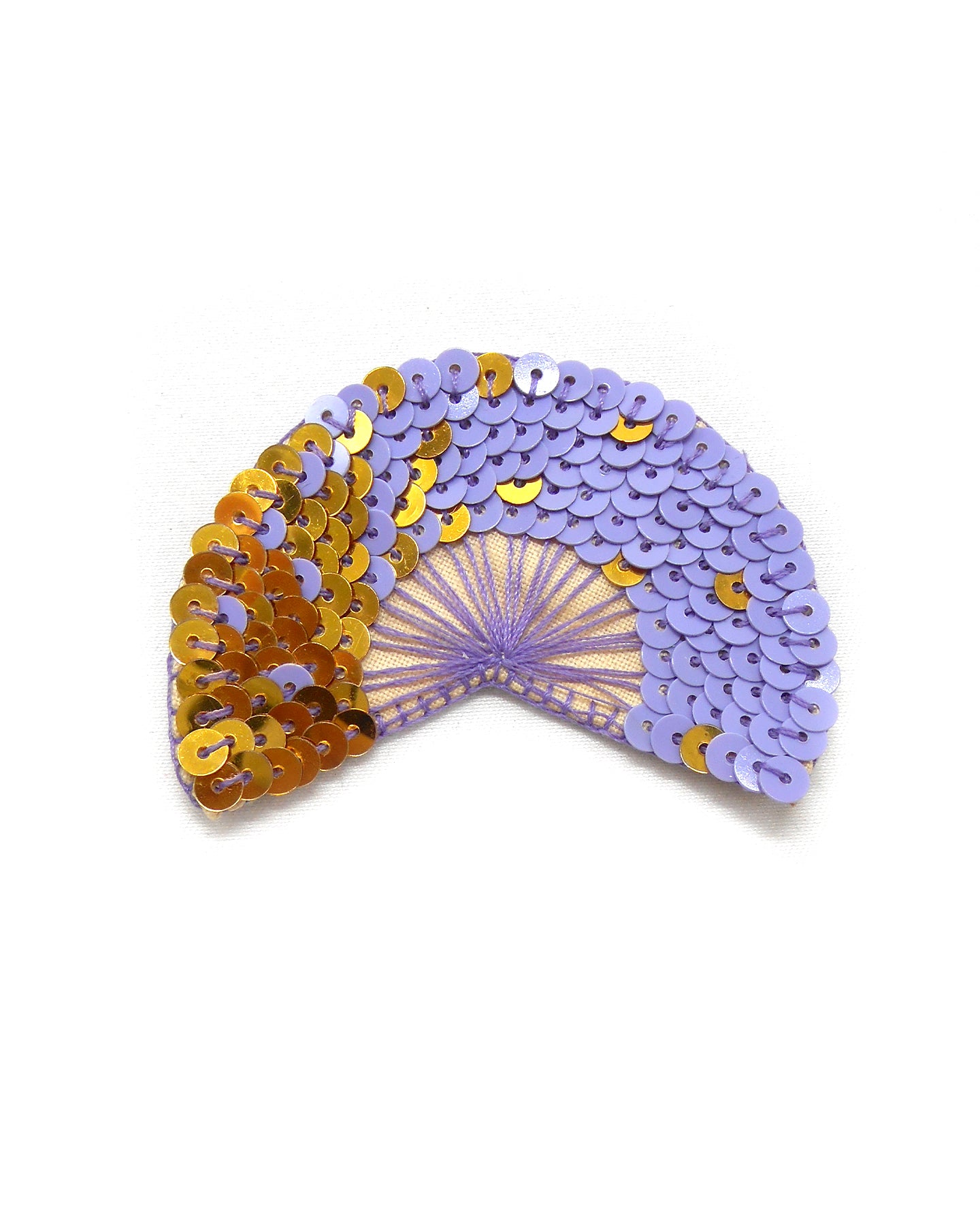 Broche brodée main - EVENTAIL CHINOIS