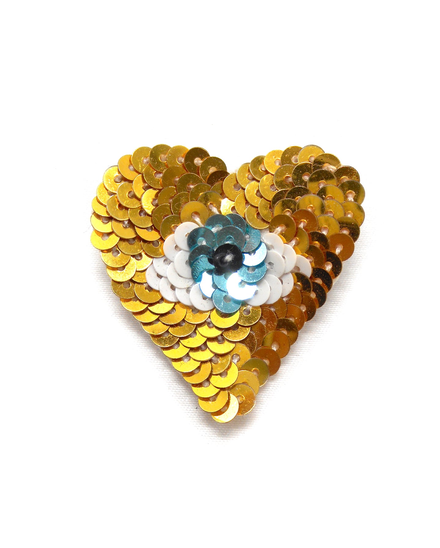 Broche brodée main grigri - JE TE VOIS MON COEUR
