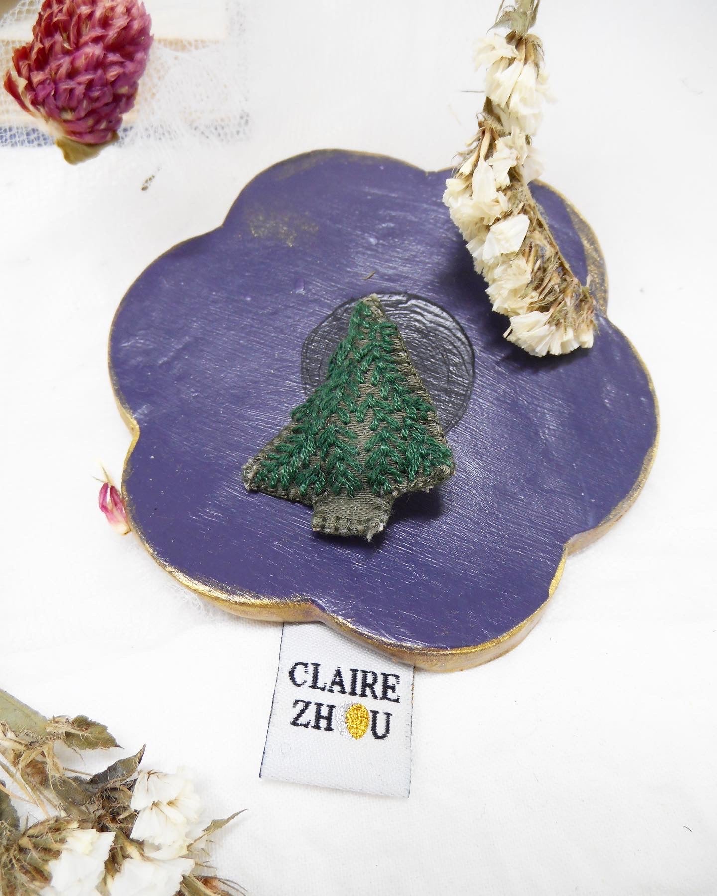 Broche brodée main - SAPIN DE NOEL