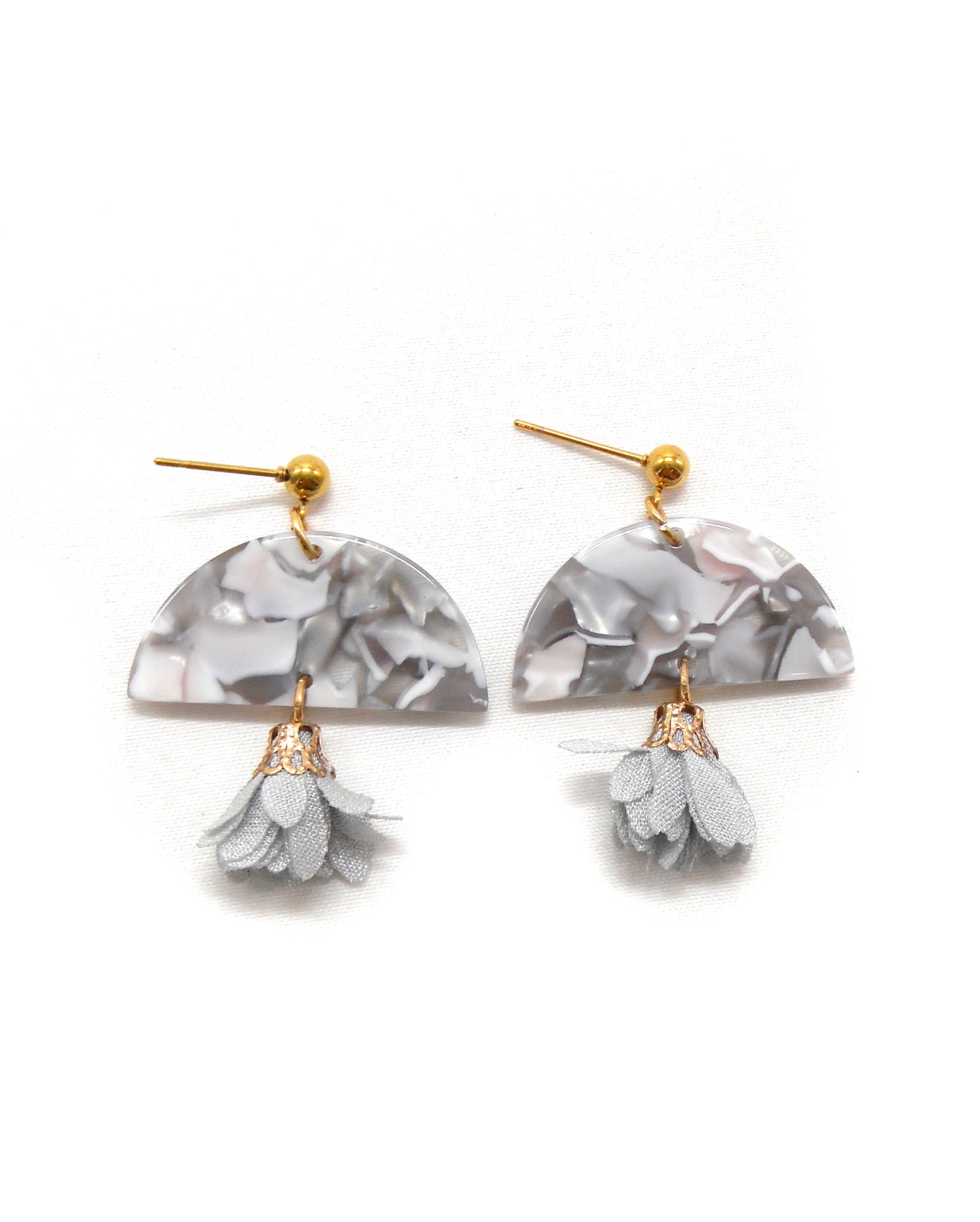 Boucles d'oreilles retro vintage bohème pompon fleur - JOANNA/JOHANNA