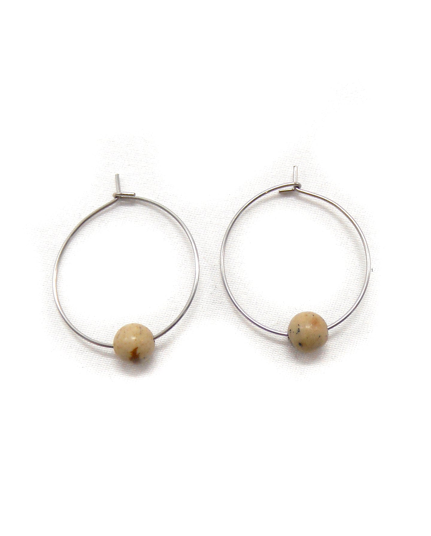 Boucles d'oreilles créoles minimalistes pierres - LEA
