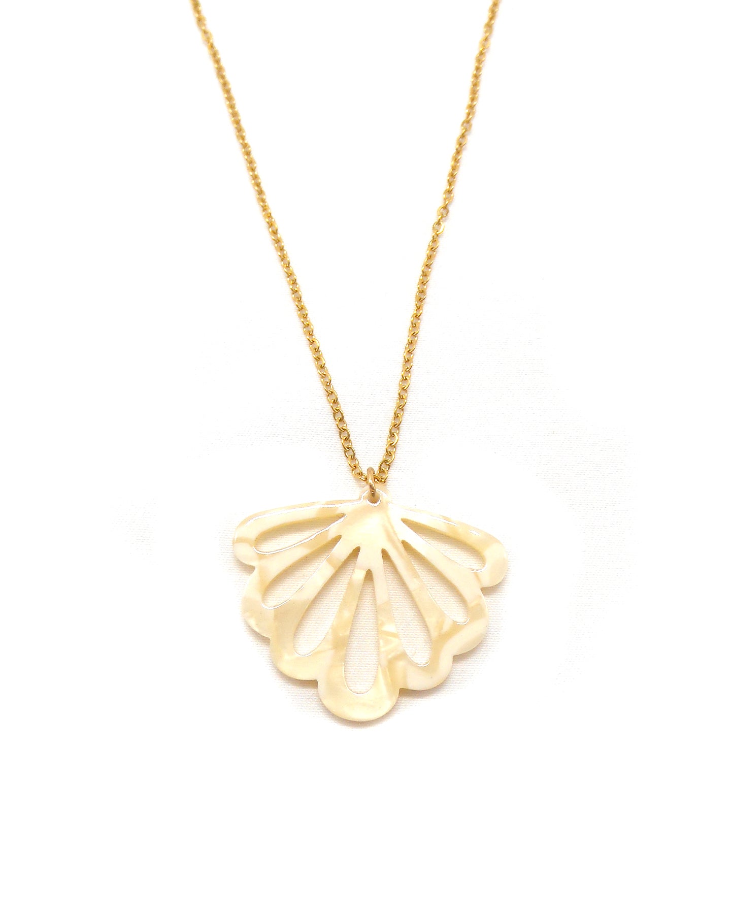 Collier résine retro vintage - ADELE/CLAUDIA/CATHERINE/ISABELLE/JEANNE/PHILO