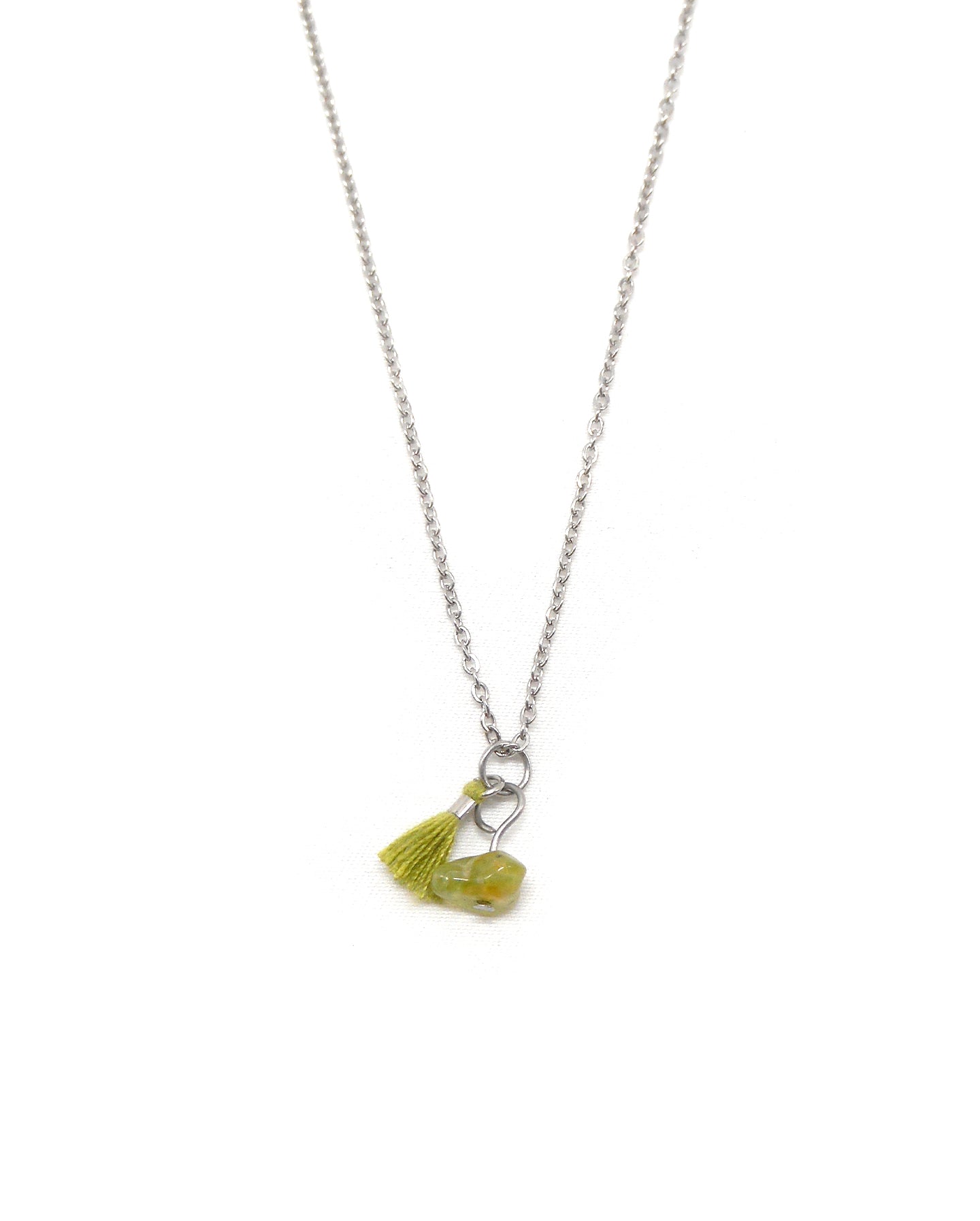 Collier bohème pierre et mini pompon - CALIE
