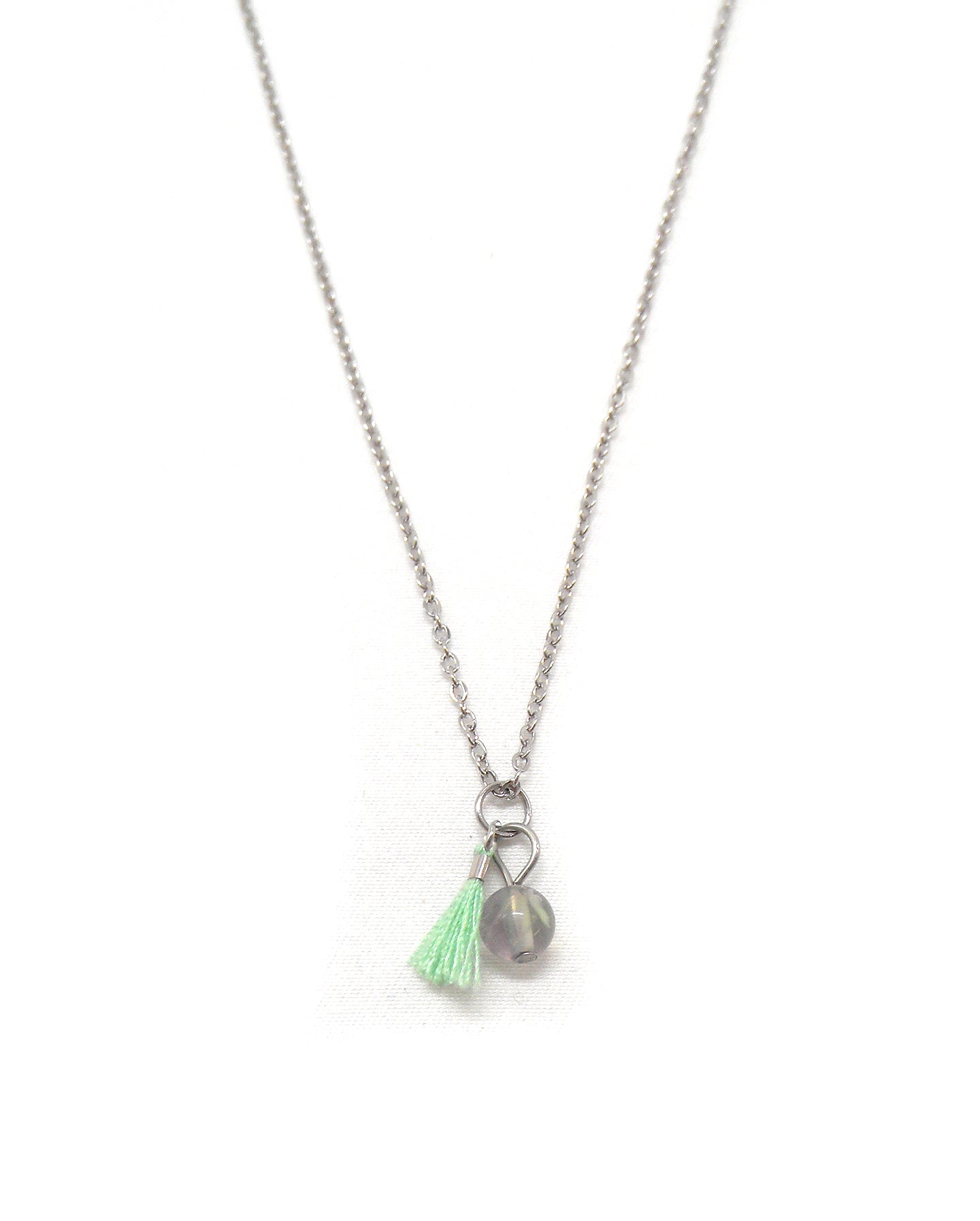 Collier bohème pierre et mini pompon - CALIE
