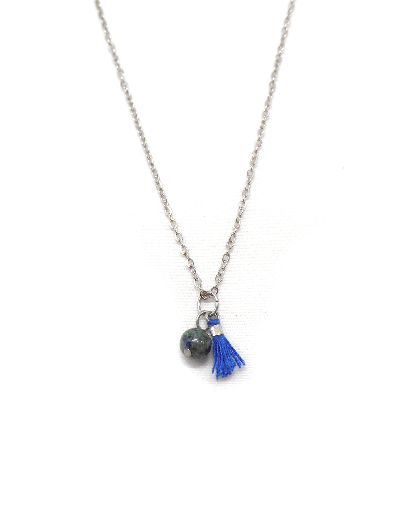 Collier bohème pierre et mini pompon - CALIE