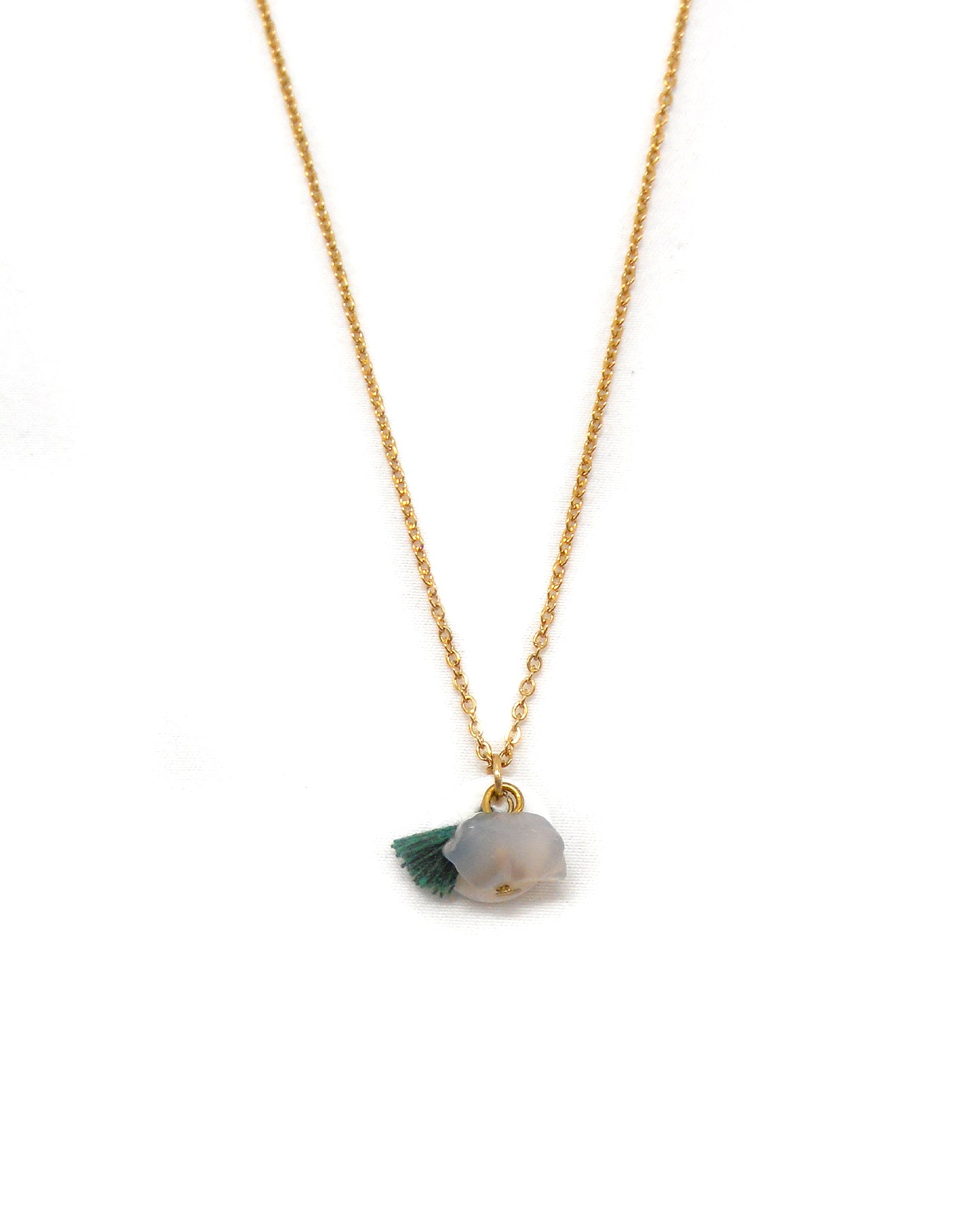Collier bohème pierre et mini pompon - CALIE