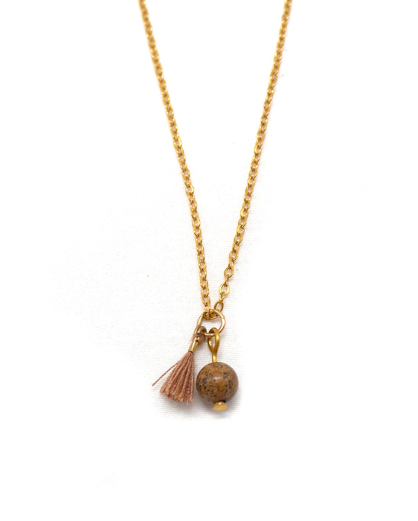 Collier bohème pierre et mini pompon - CALIE