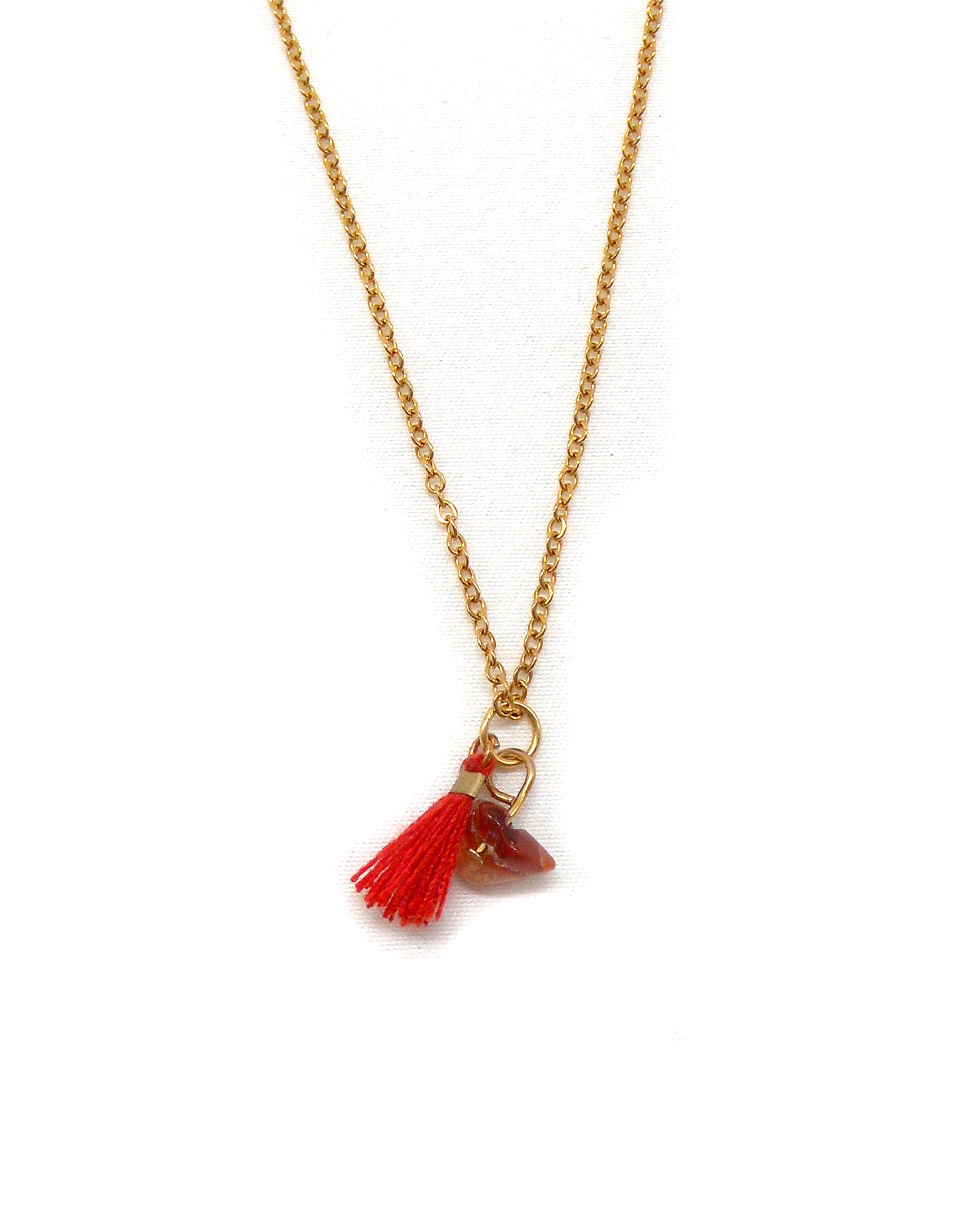 Collier bohème pierre et mini pompon - CALIE