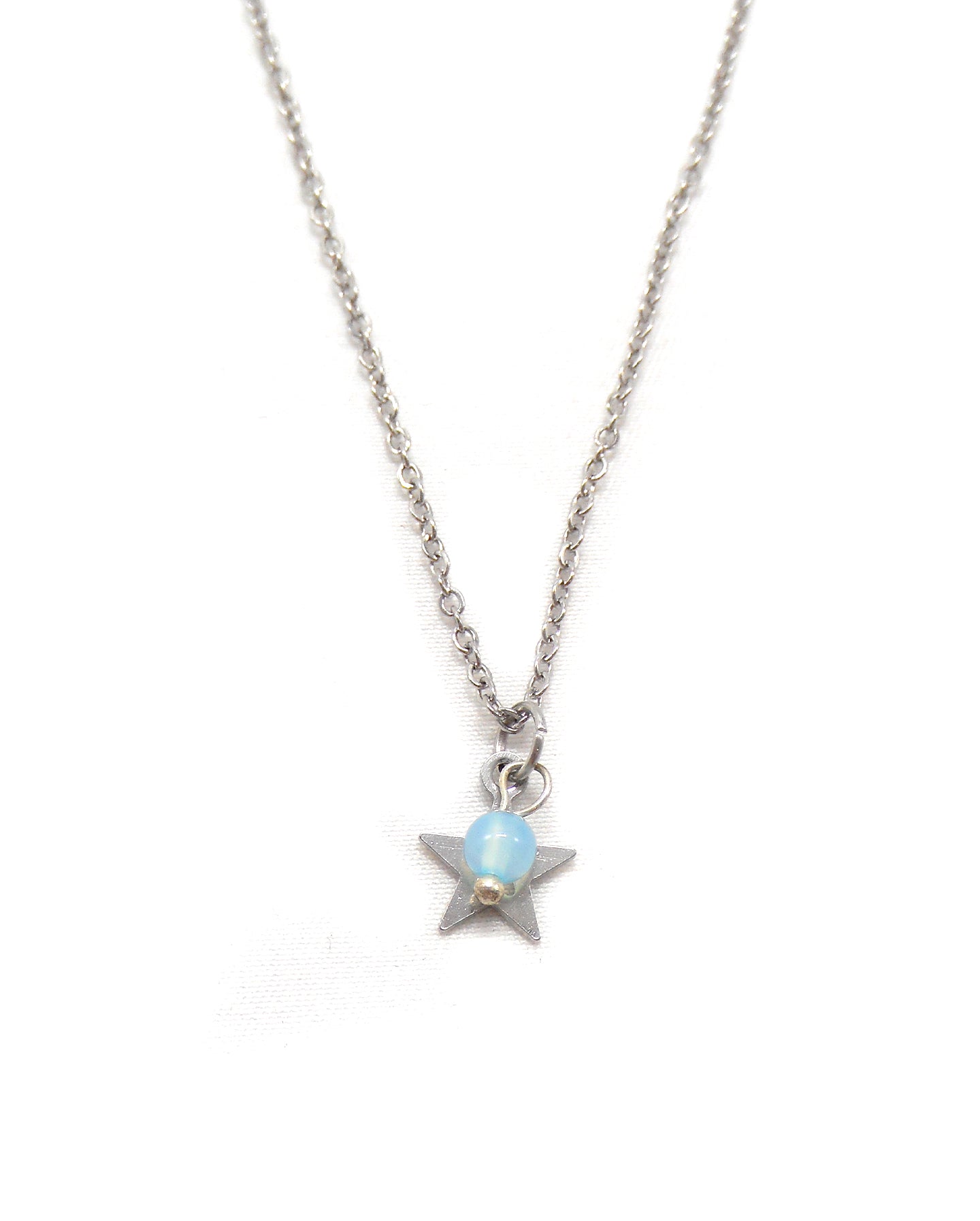 Collier petite étoile et perle pierre naturelle - MABO