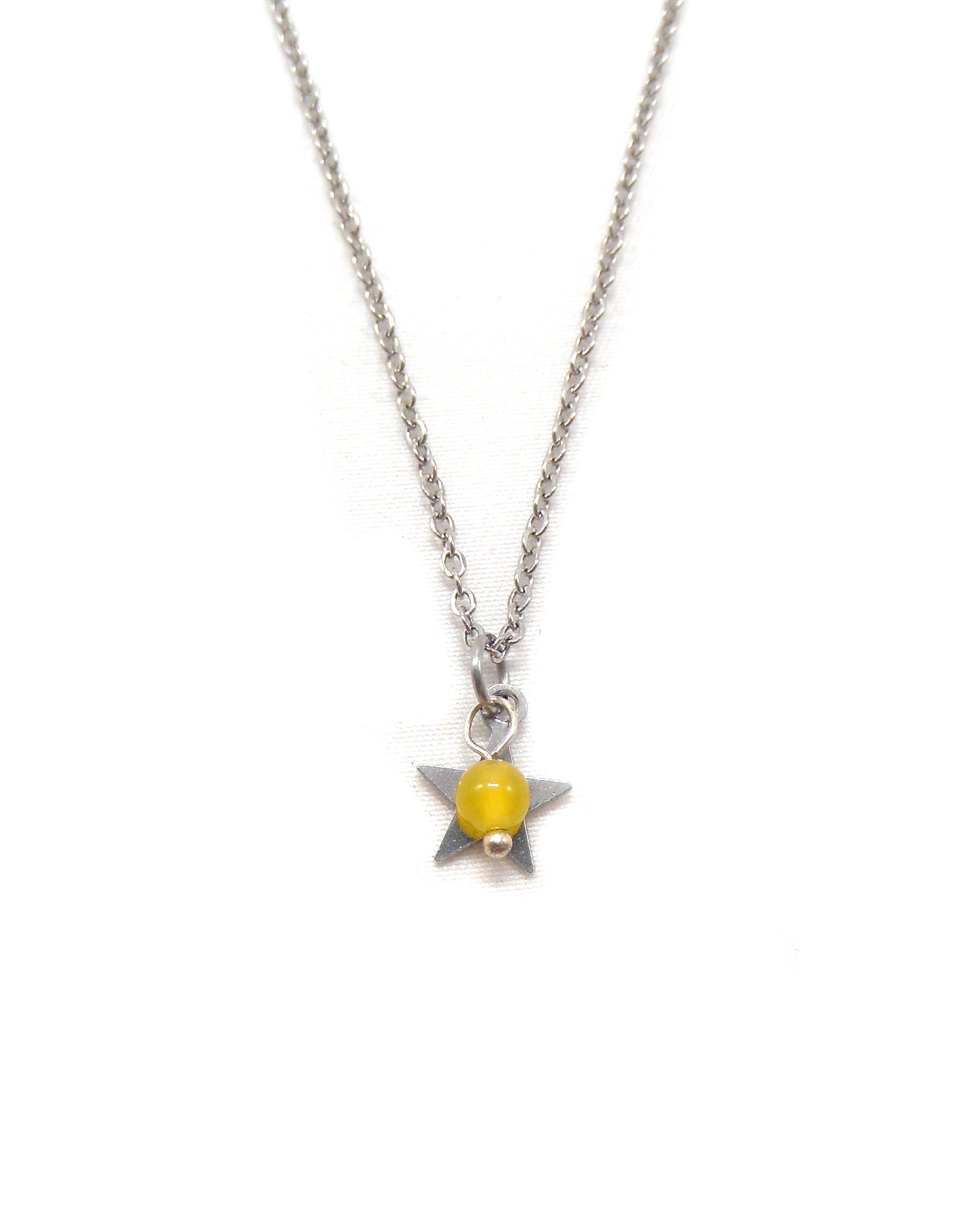 Collier petite étoile et perle pierre naturelle - MABO
