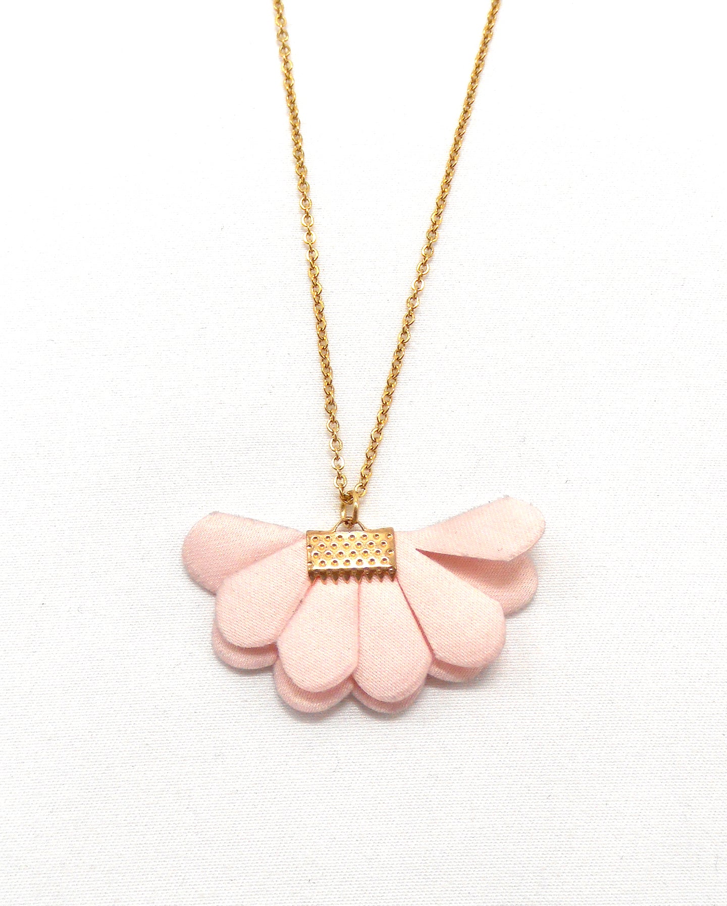 Collier pompon fleur - FIONA/TILLY/PENELOPE/NOUR/SACHA/PETALE/MOIRA