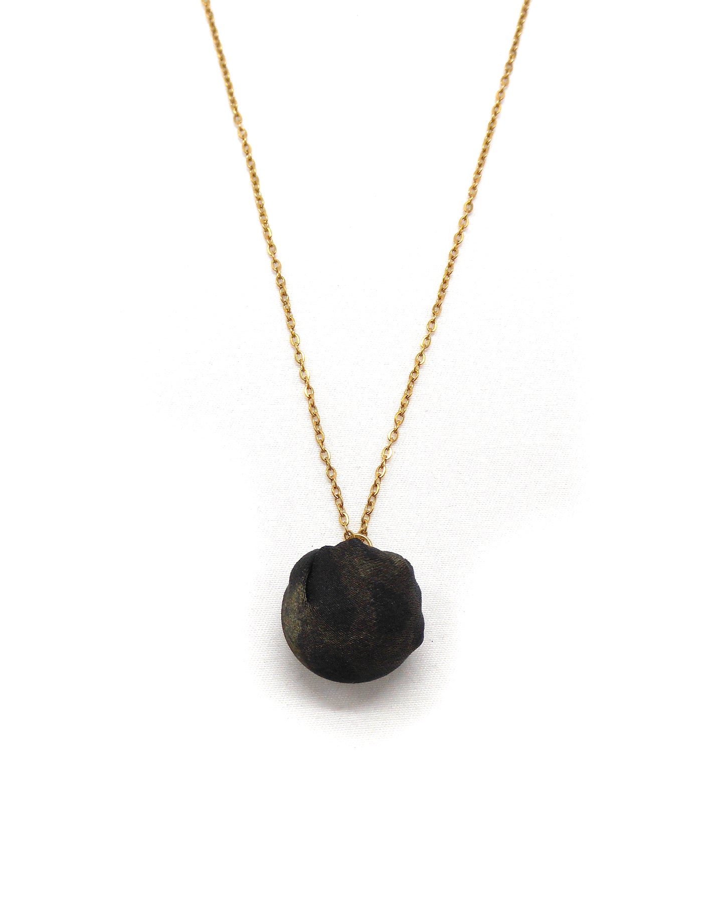 Collier pompon vintage - OLGA
