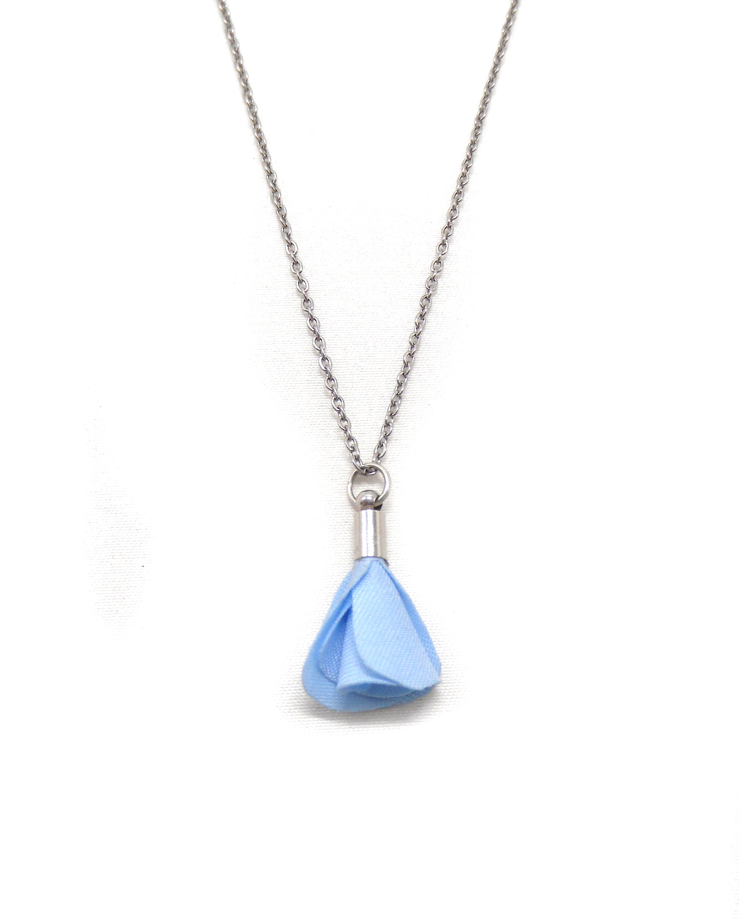 Collier pompon fleur - FIONA/TILLY/PENELOPE/NOUR/SACHA/PETALE/MOIRA