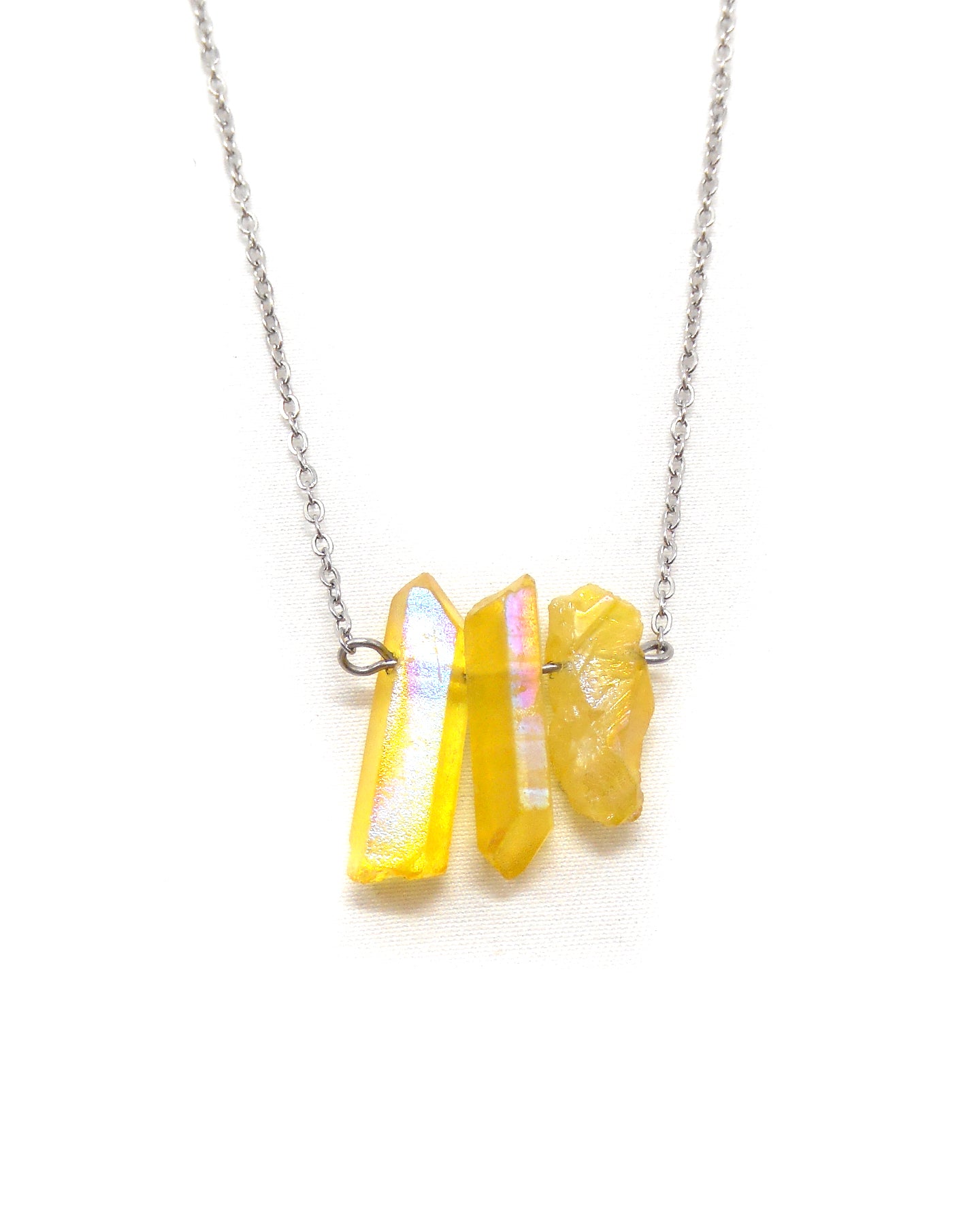Collier 3 cristaux magiques - TIARA