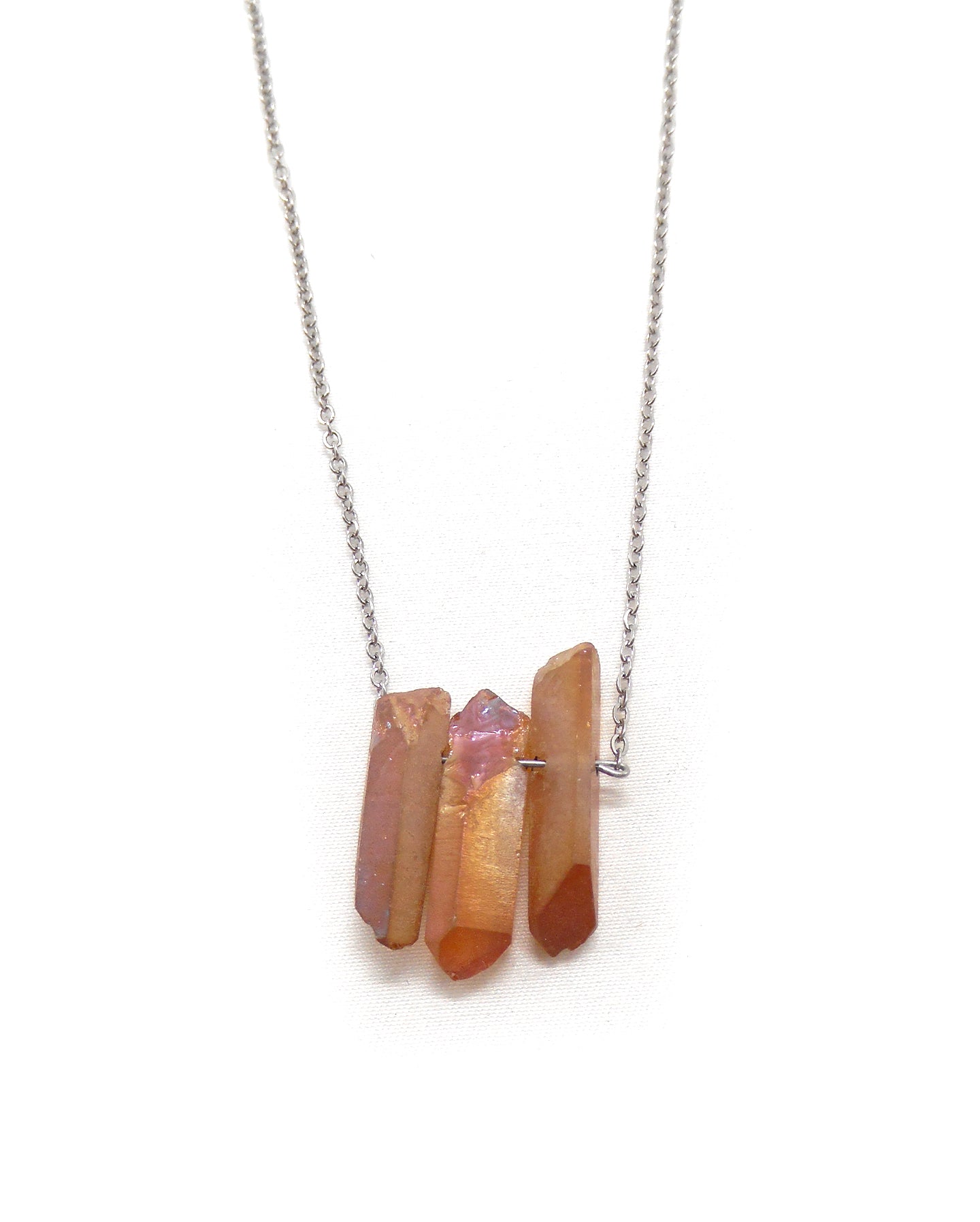 Collier 3 cristaux magiques - TIARA
