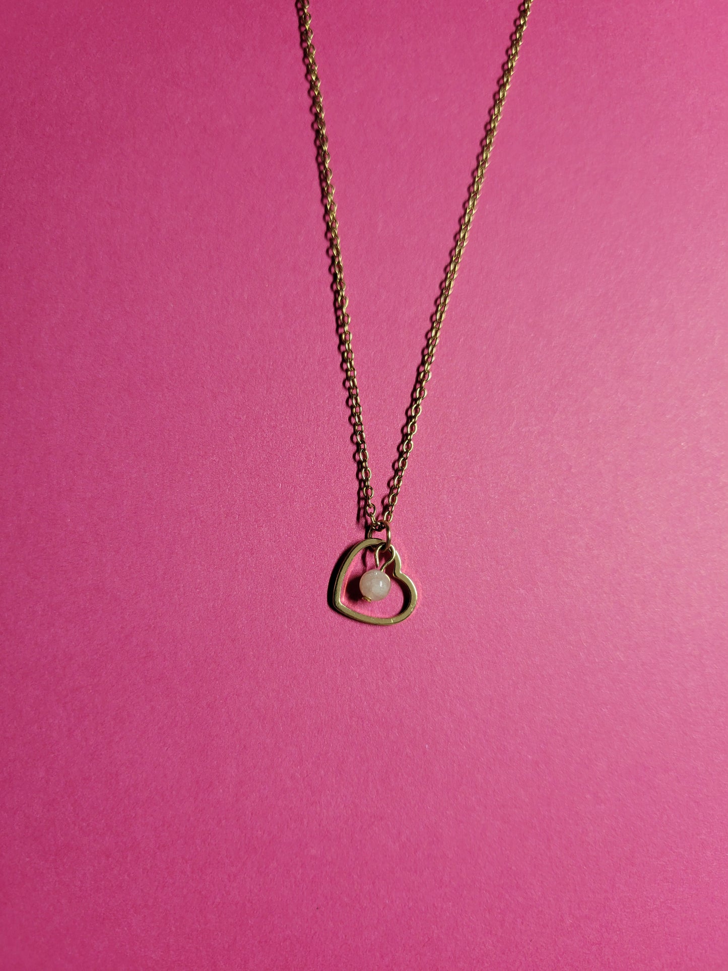 Collier mignon petit coeur et pierre naturelle - IVY