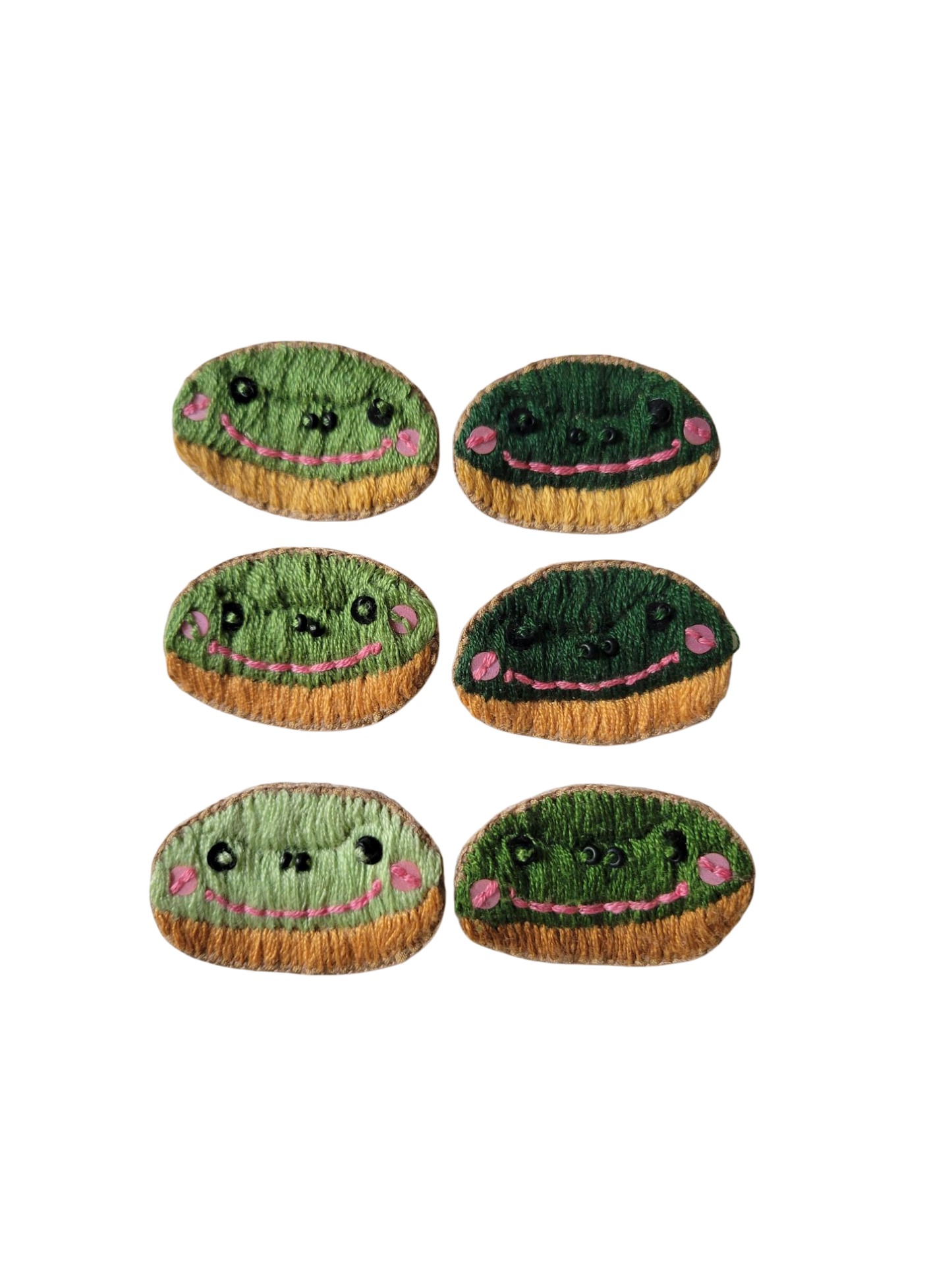 Broche brodée main mignonne - FROGNUT