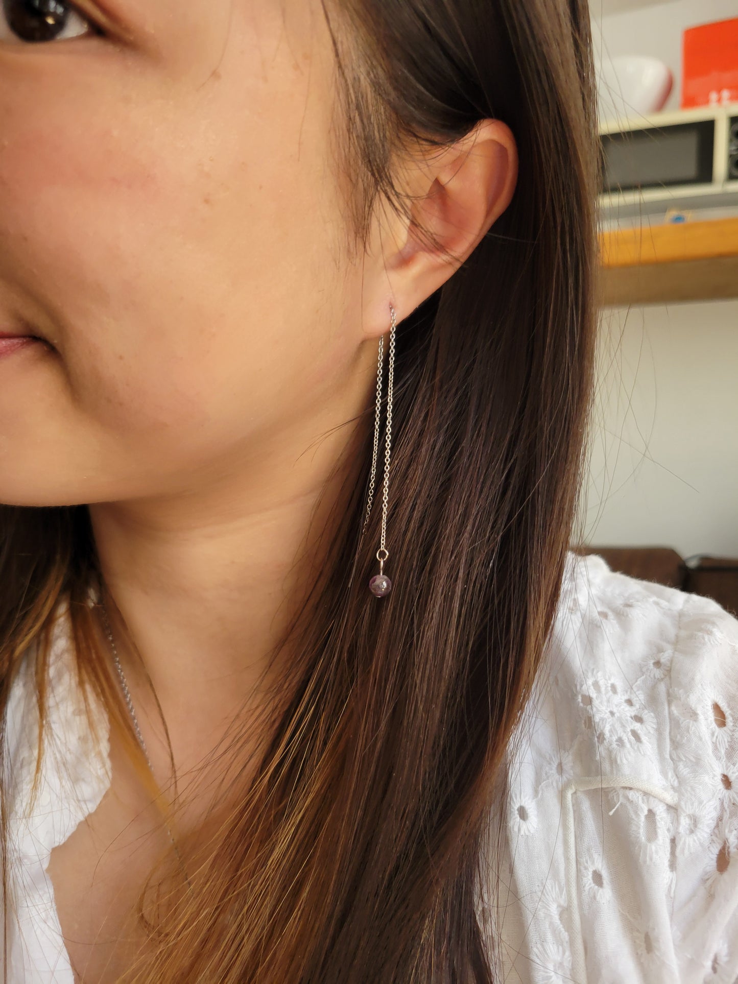 Boucles d'oreilles chaine fine longue pierres naturelles - TESSA