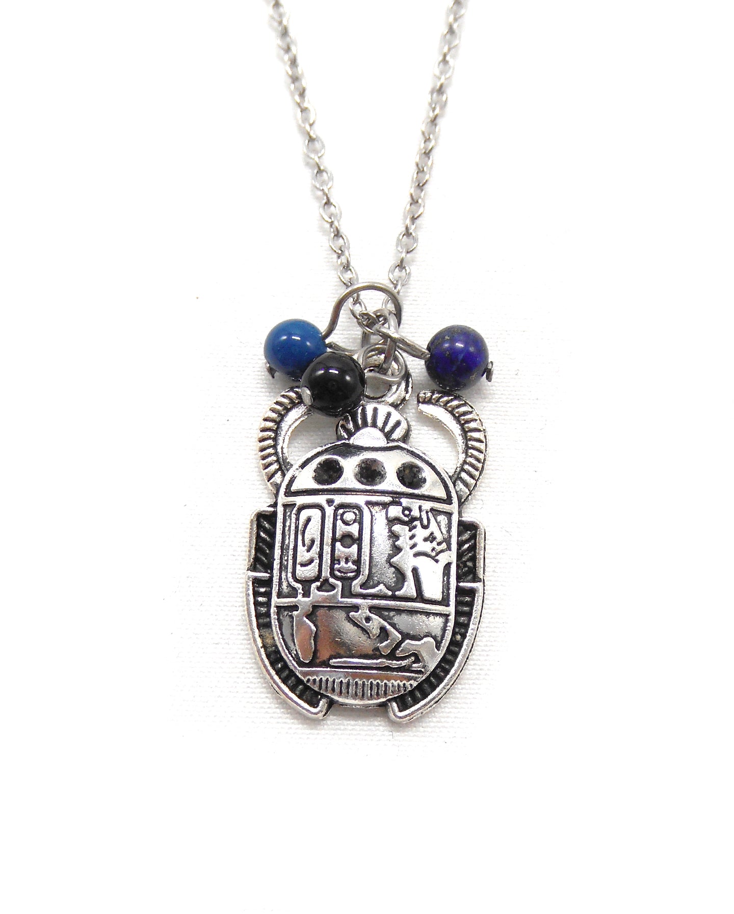 Collier totem scarabée perlé pierres - SCARABEE