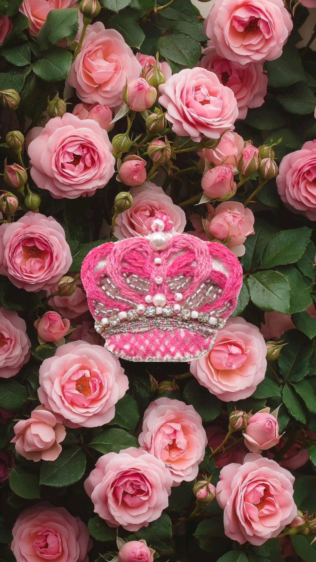 Broche brodée main - COURONNE ROYALE