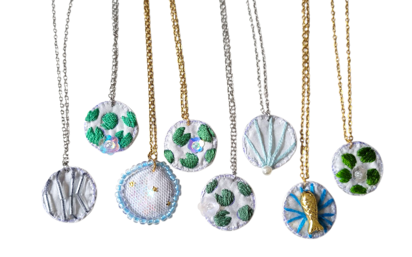Collier brodé main collection Nymphes aquatiques naiades nereides oceanides