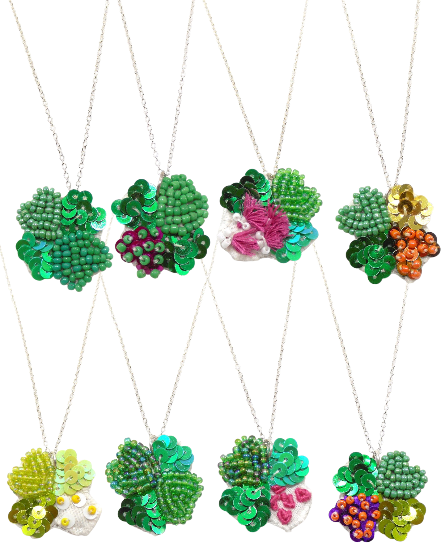 Collier brodé main nature - TREFLE