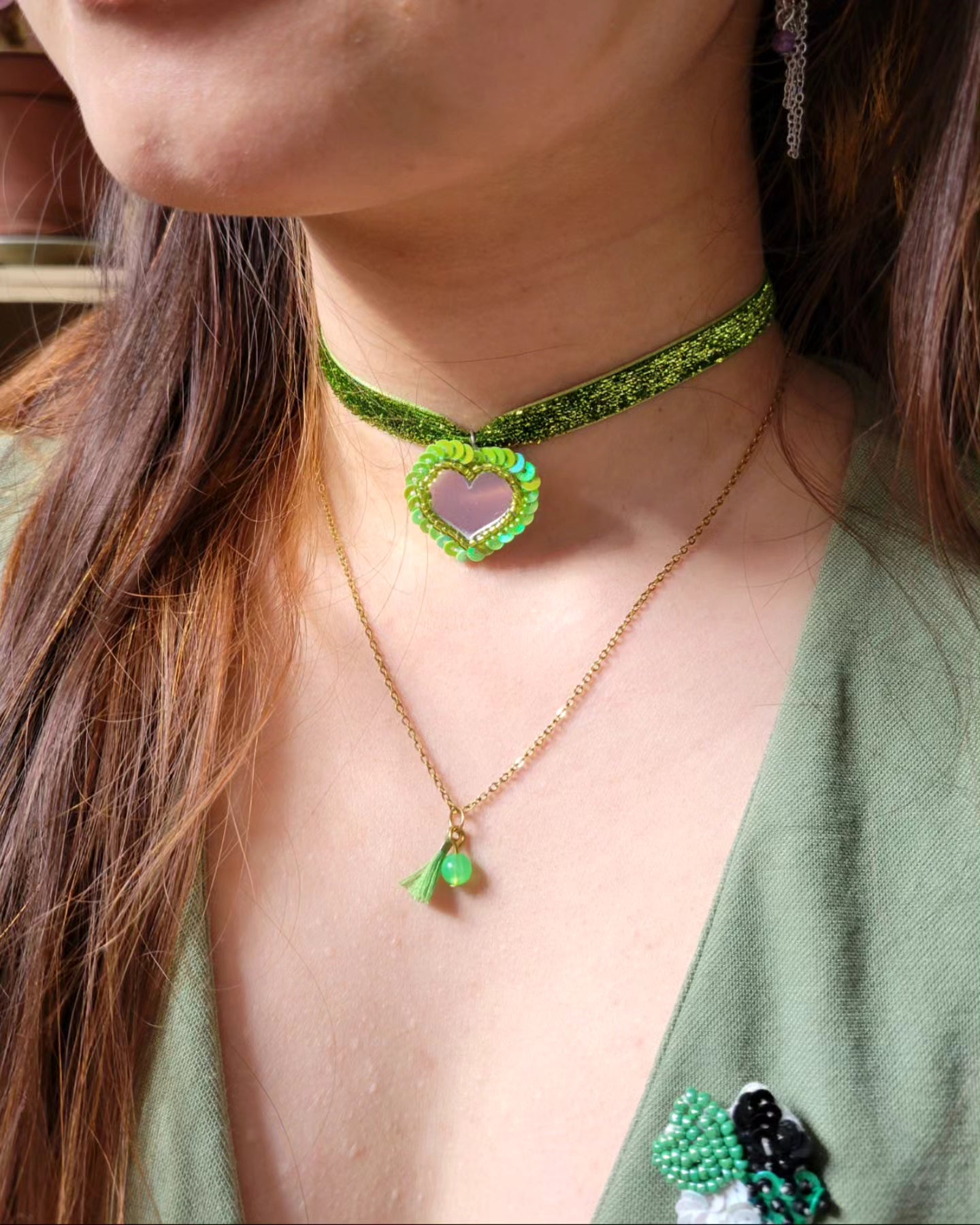 Collier bohème pierre et mini pompon - CALIE