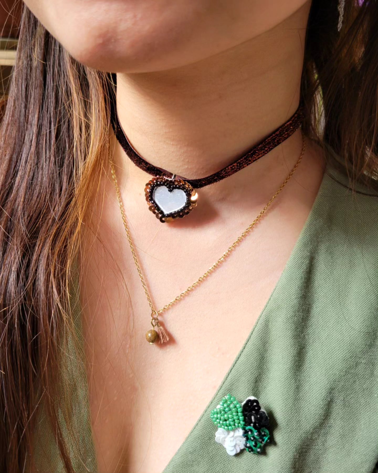 Collier bohème pierre et mini pompon - CALIE