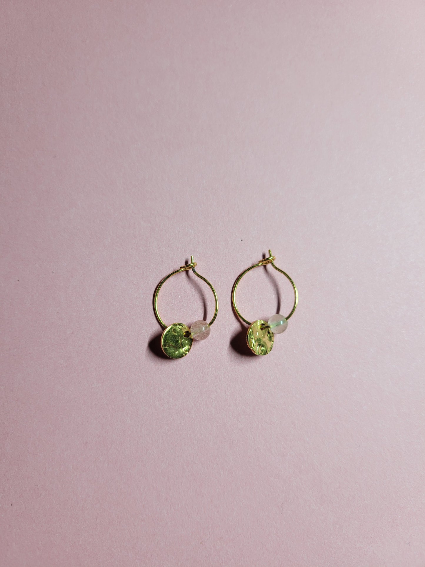 Boucles d'oreilles créoles sequin pierre - CLEM/CLEMIE