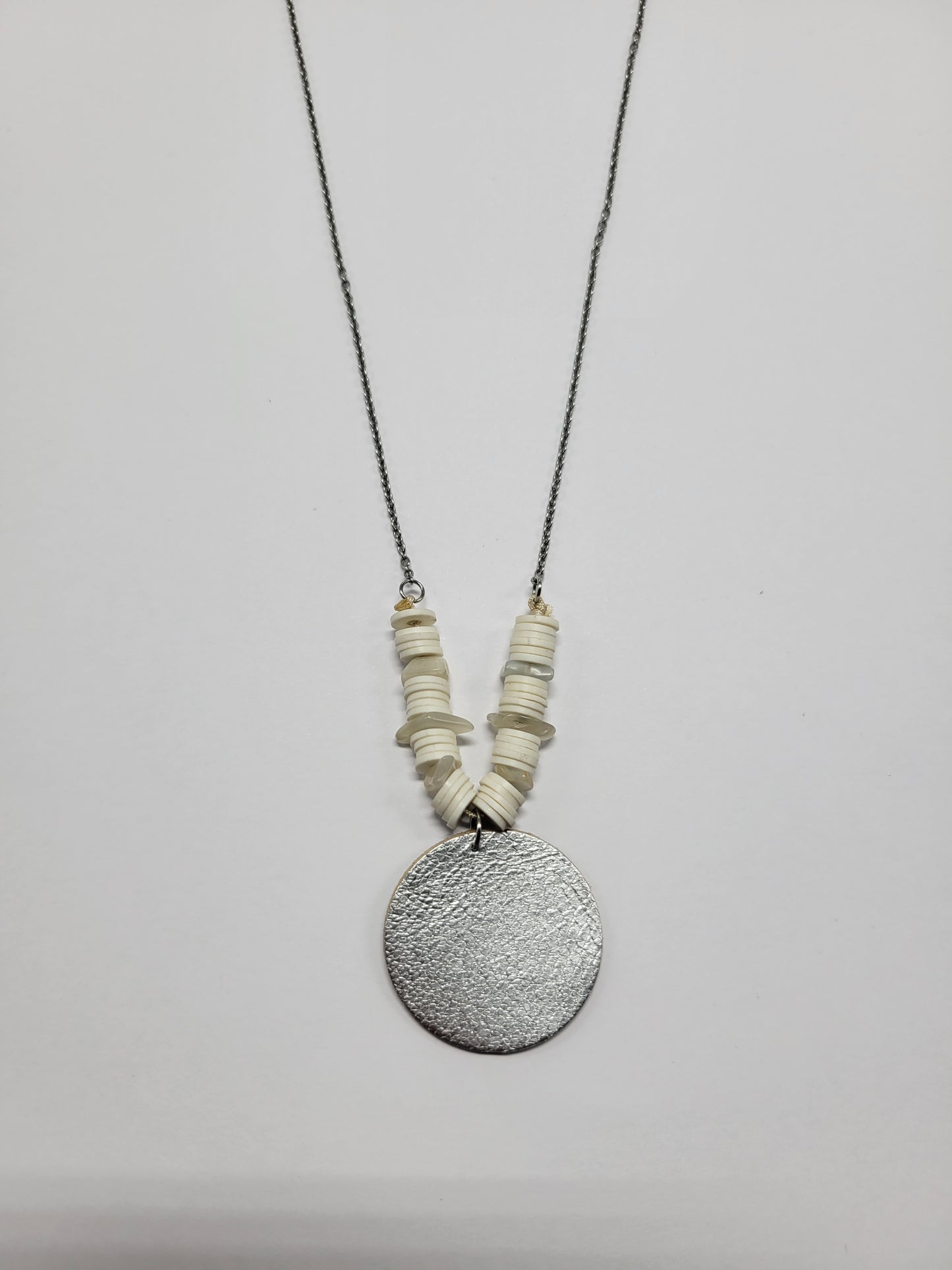 Collier cuir recyclé et pampilles - Atelier Claire Zhou x 114 Paris