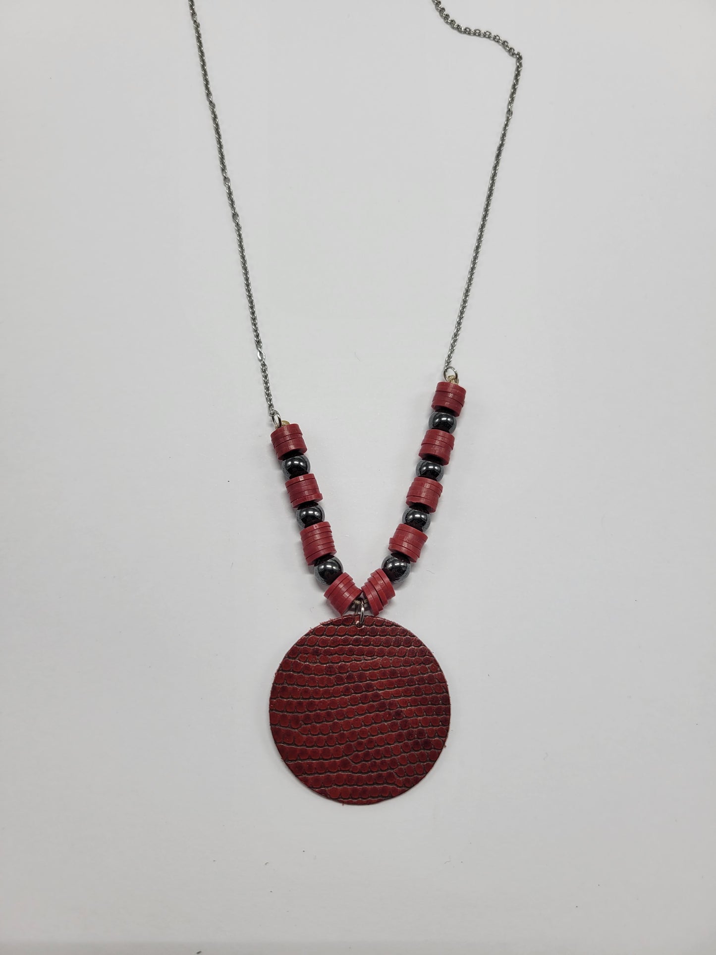 Collier cuir recyclé et pampilles - Atelier Claire Zhou x 114 Paris