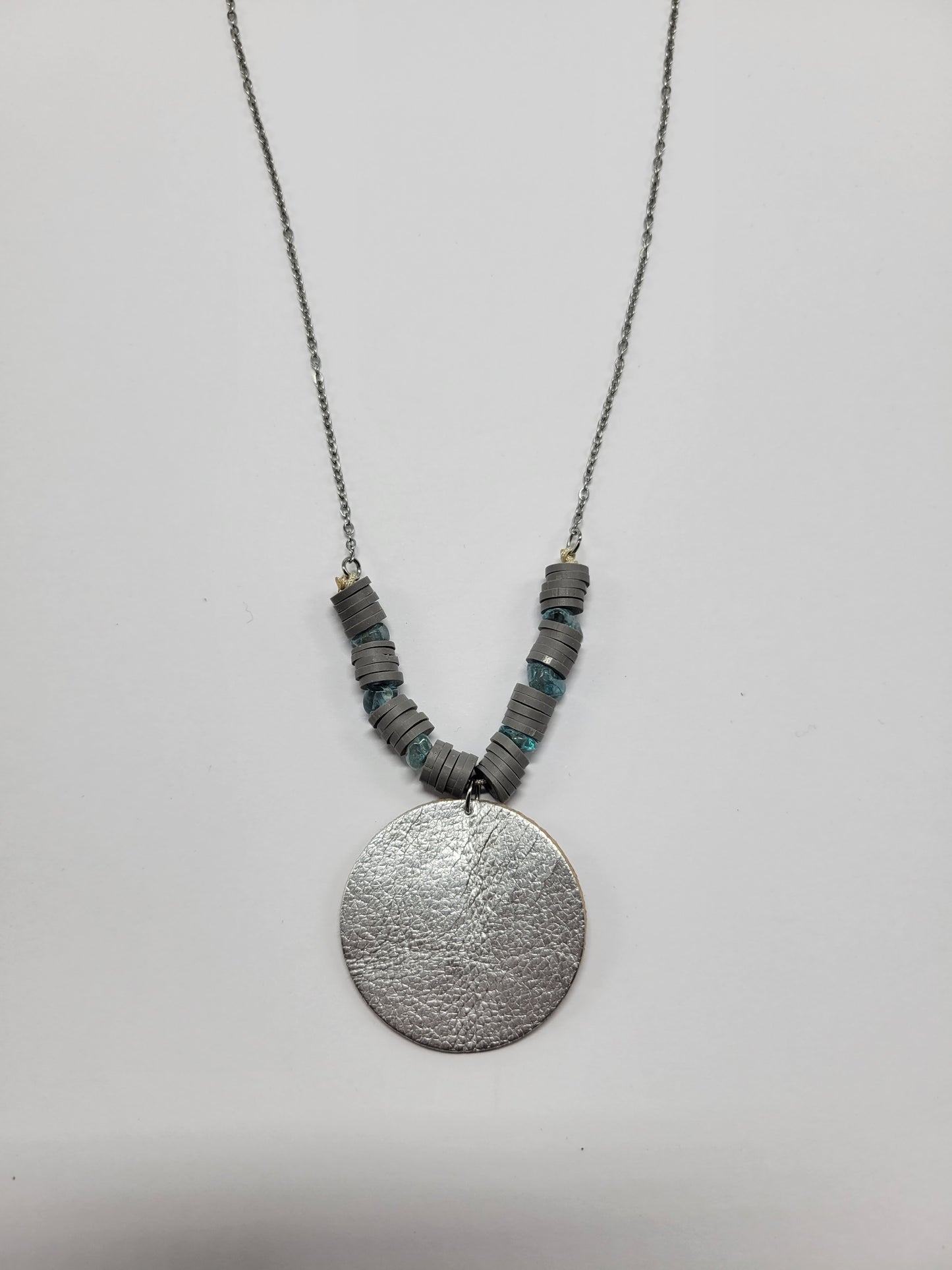 Collier cuir recyclé et pampilles - Atelier Claire Zhou x 114 Paris