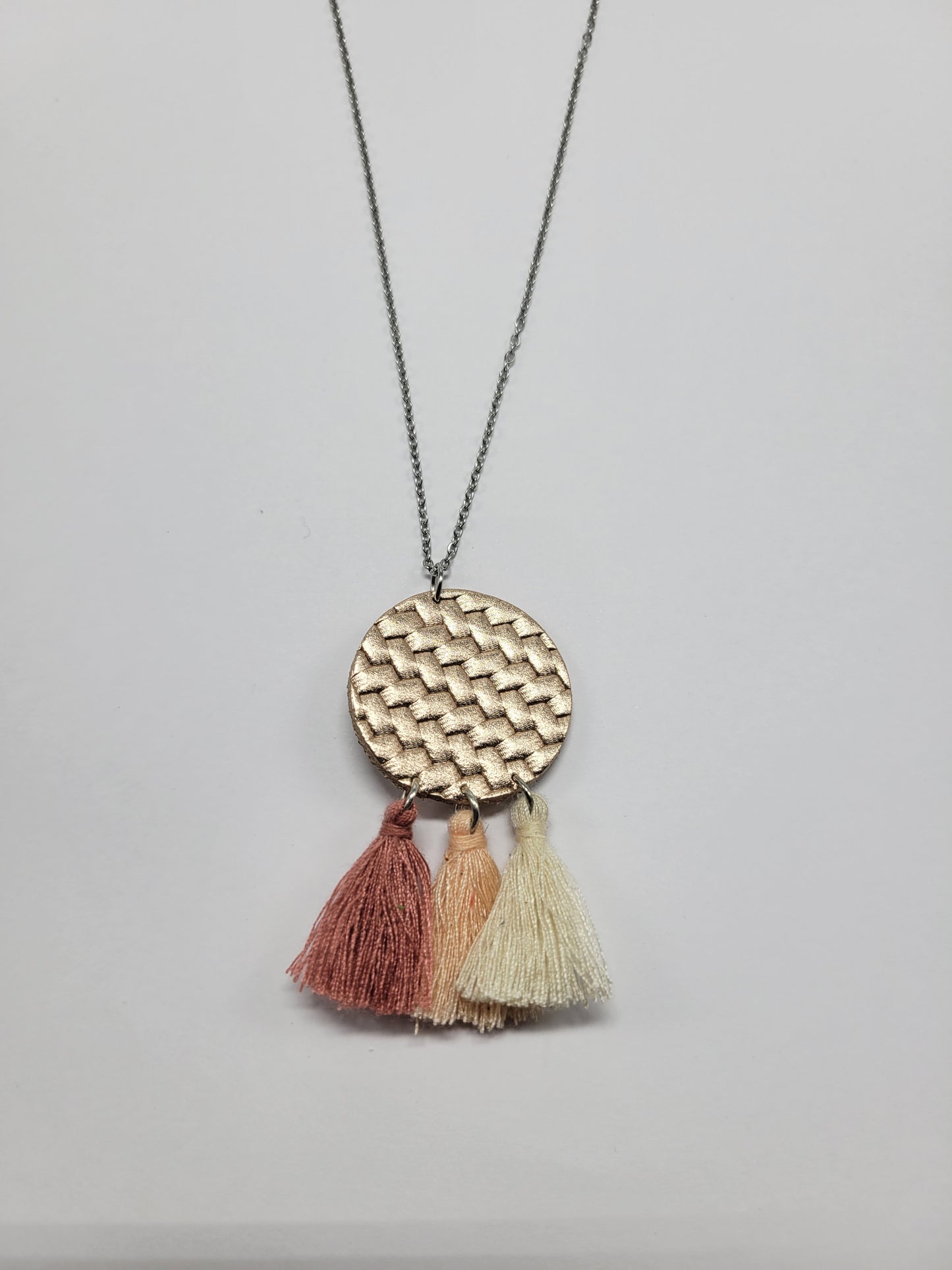 Collier cuir recyclé et pampilles - Atelier Claire Zhou x 114 Paris