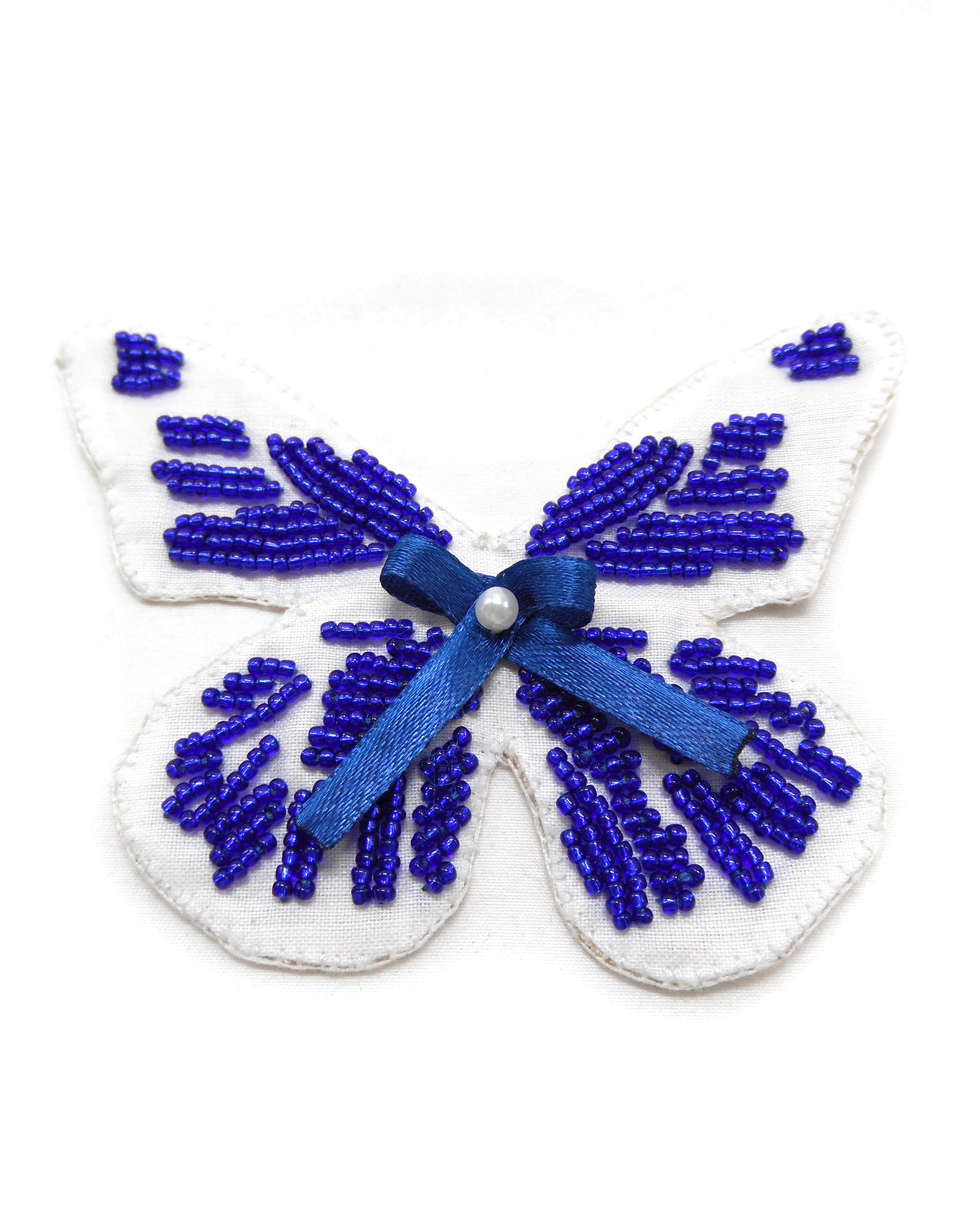 Broche brodée main - PAPILLONS