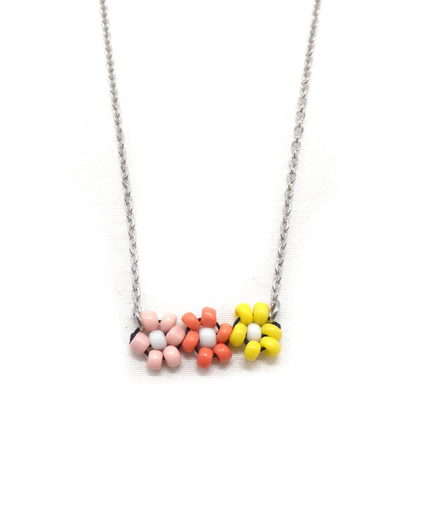 CHLORIS collier 3 fleurs perles rocailles