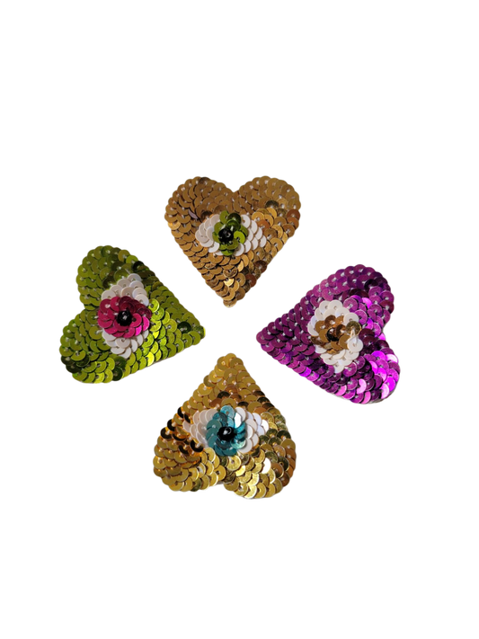 Broche brodée main grigri - JE TE VOIS MON COEUR