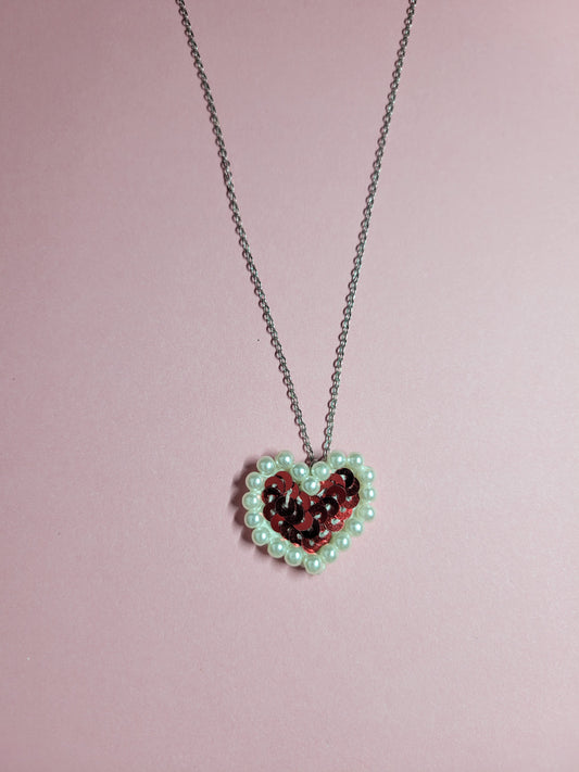 Collier brodé main d'amour - COEUR